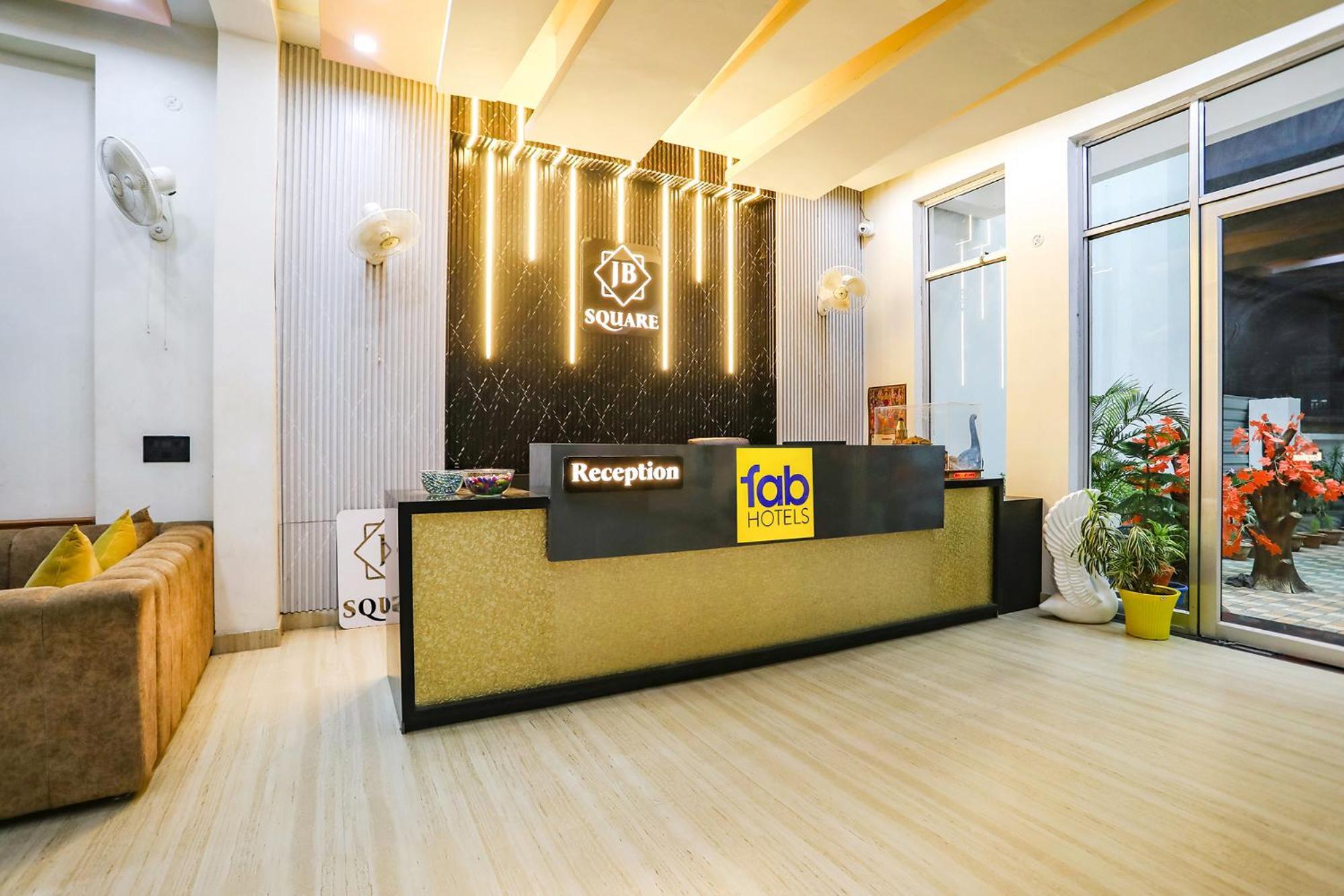 Fabhotel Square Jb Ayodhya