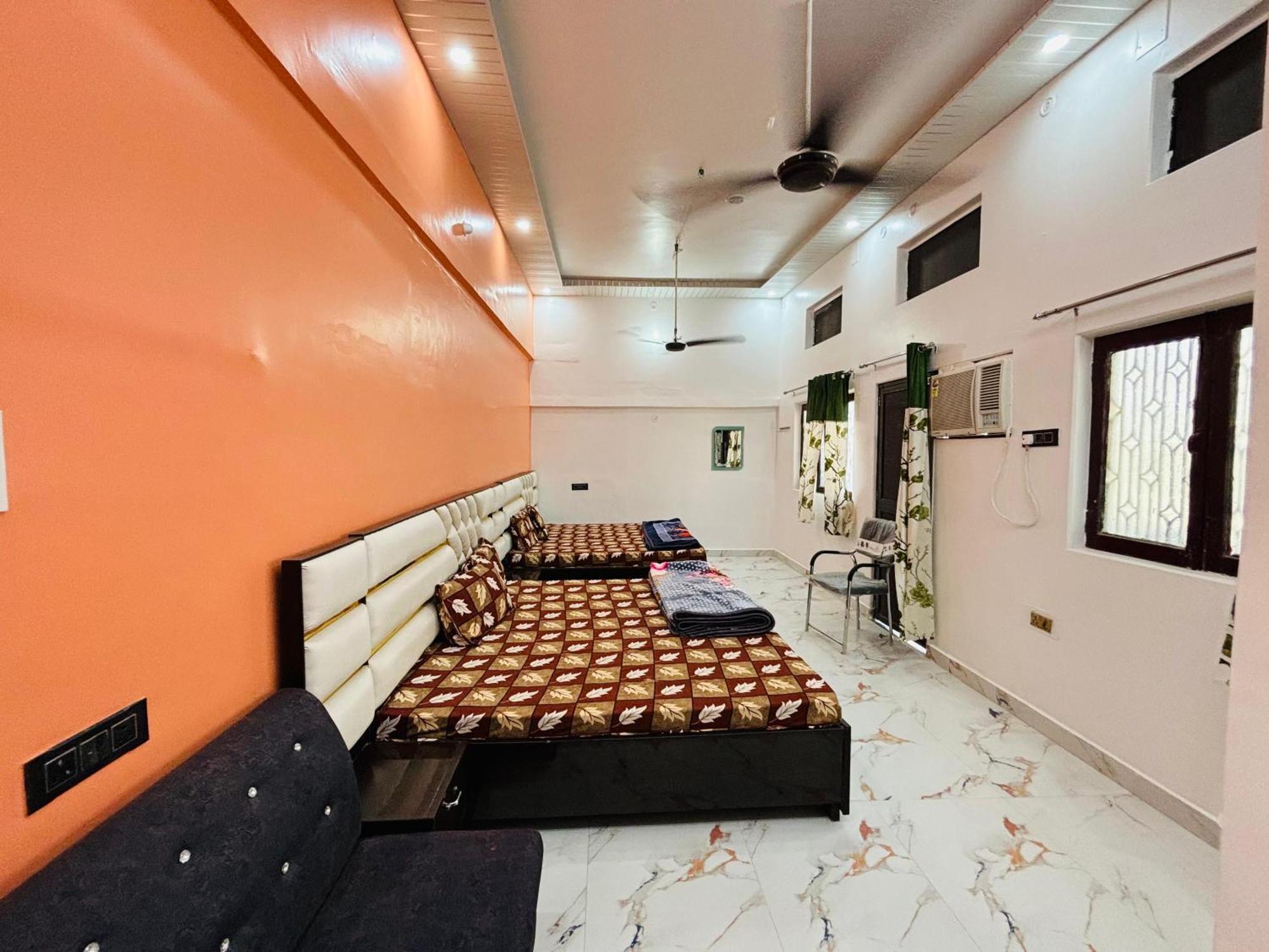 Homestay Krishnanand Palace