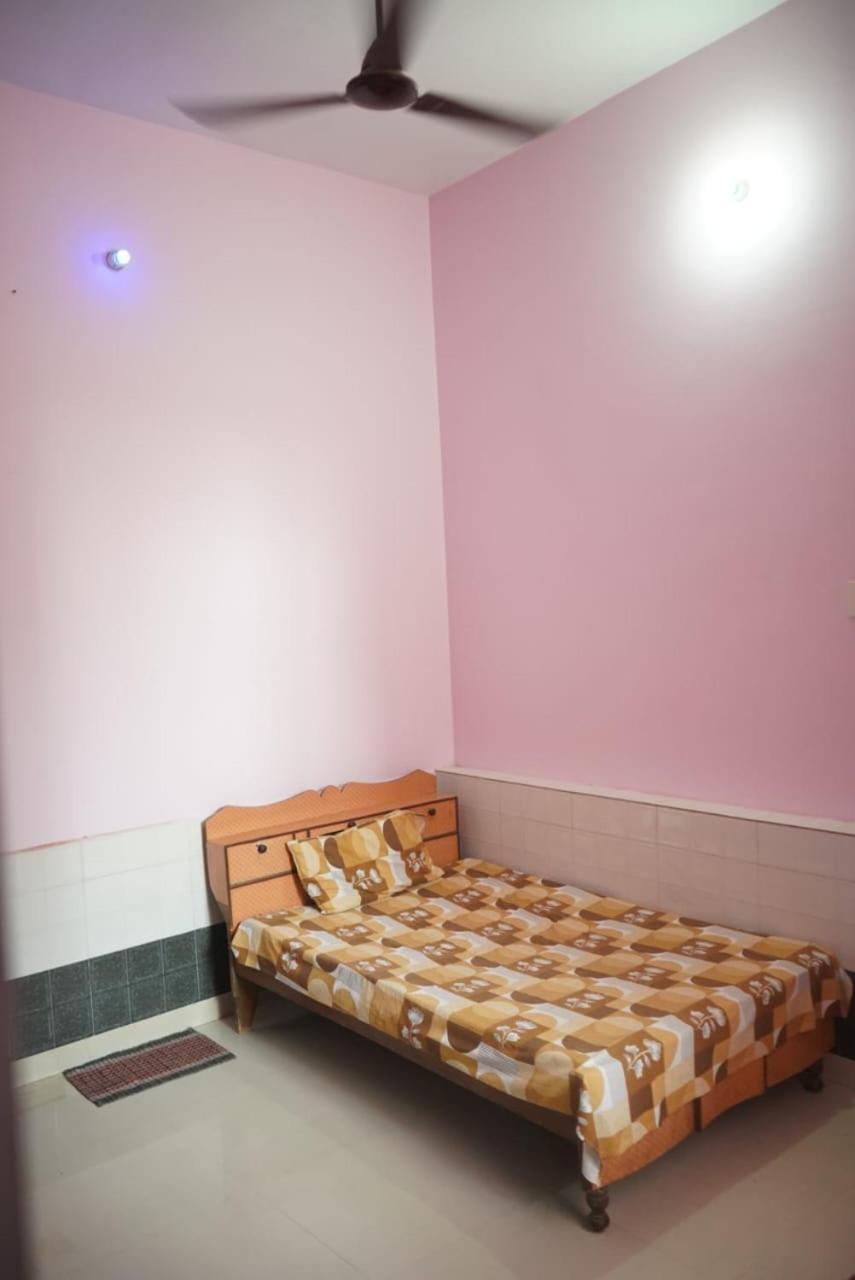 Aparthotel Aradhya Paying
