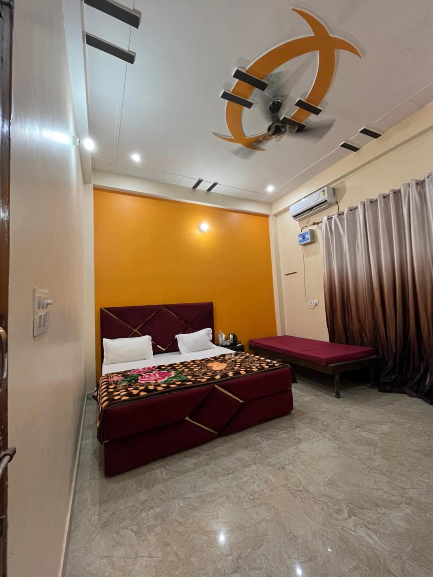 Vedas Hotel