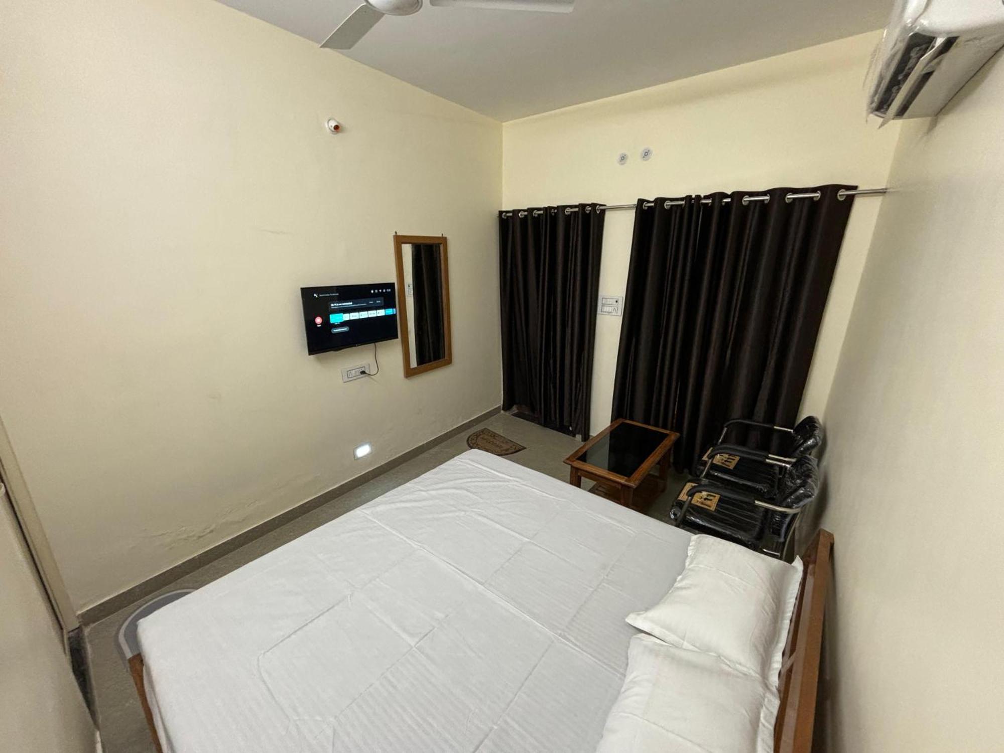 Sharan Homestay Ayodhya