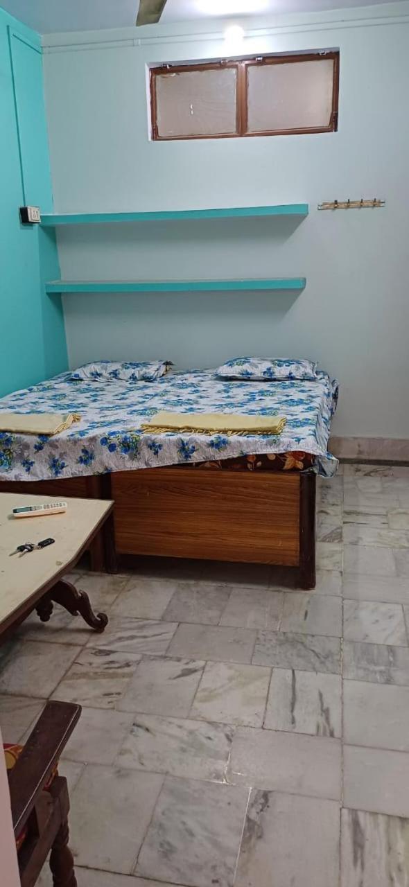 Awadh Guest house *