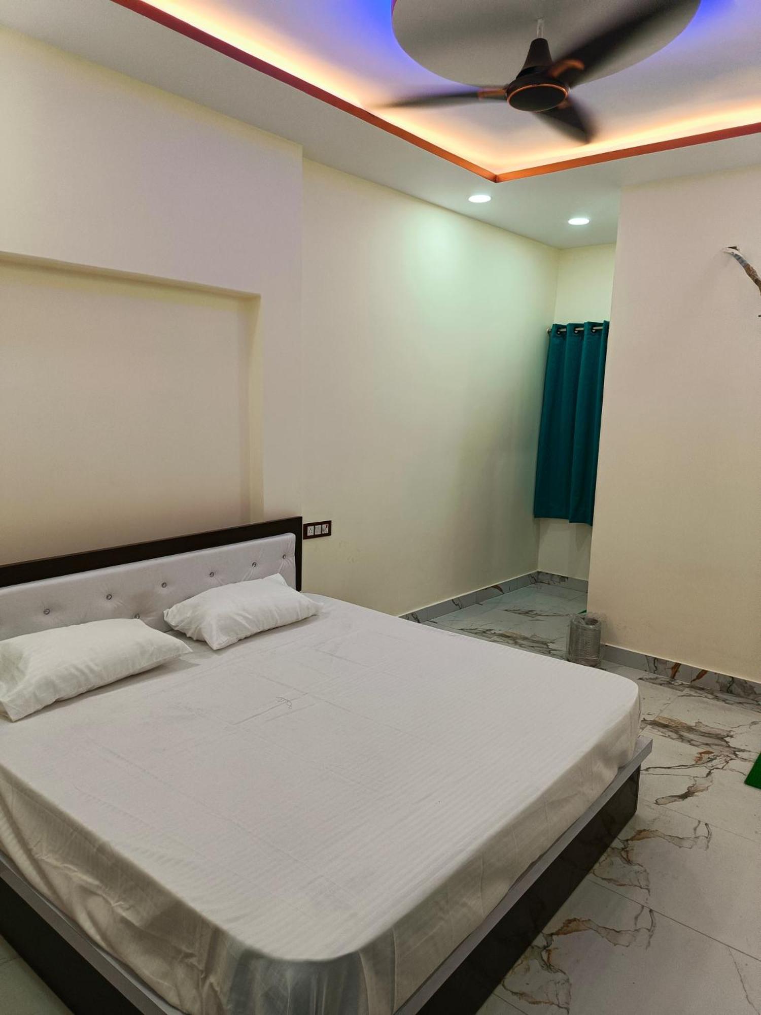 New Residency Palace *