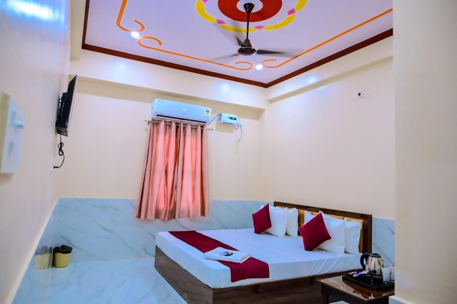 The Param Residency - A Unit Of Ramansh Hospitality 800 Meters From Ram Mandir Hotel 3*