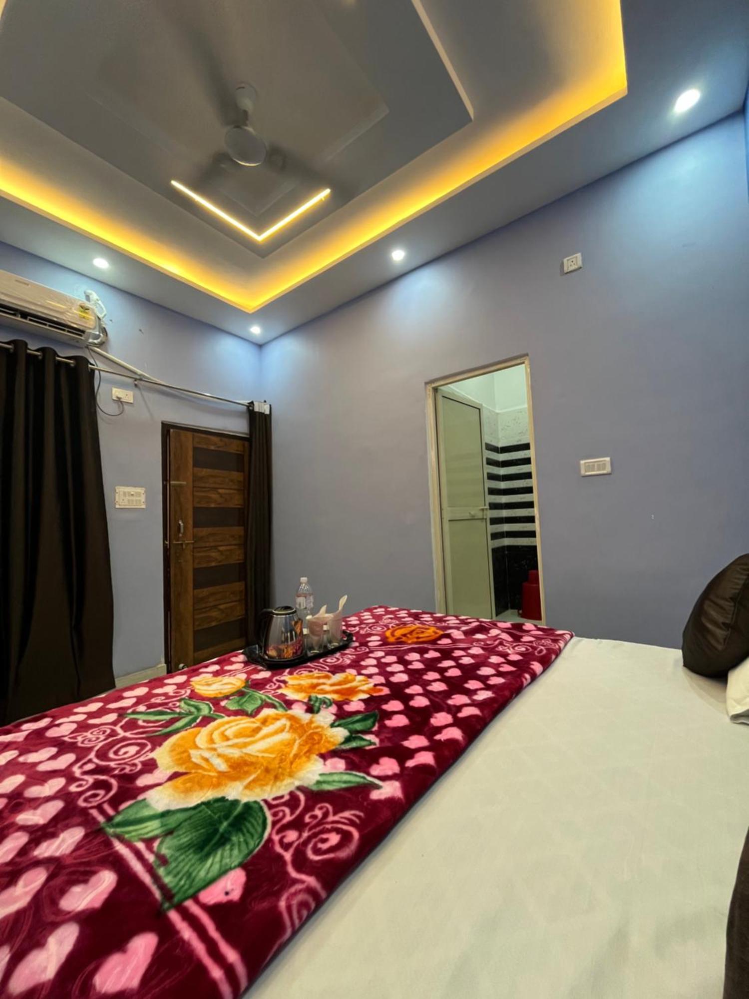 Hotel Vedas Ayodhya