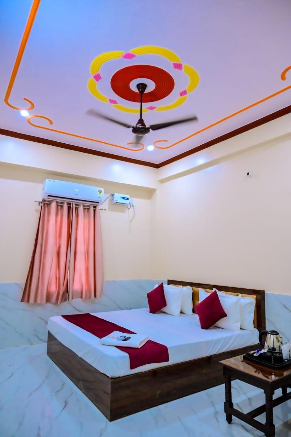 The Raamans - Near Ram Mandir , A Unit Of Anvi Hotel Ayodhya