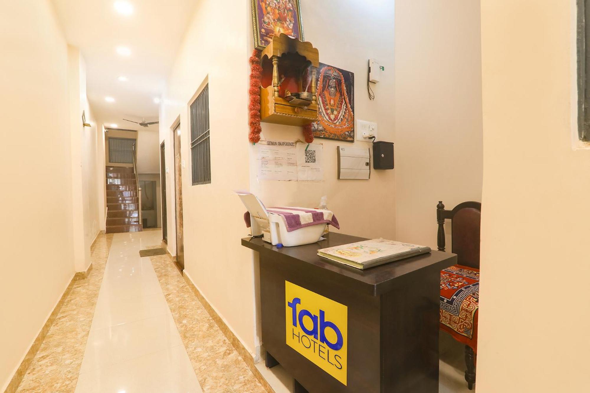 Fabhotel Rk Palace Hotel Ayodhya