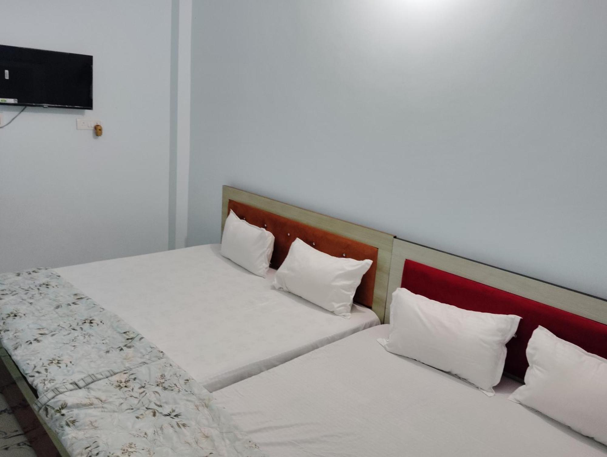 Hotel Rameshta Dham Near Ram Mandir 2*