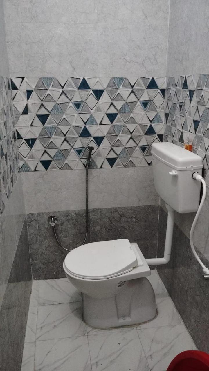 Rameshta Dham Near Ram Mandir Hotel
