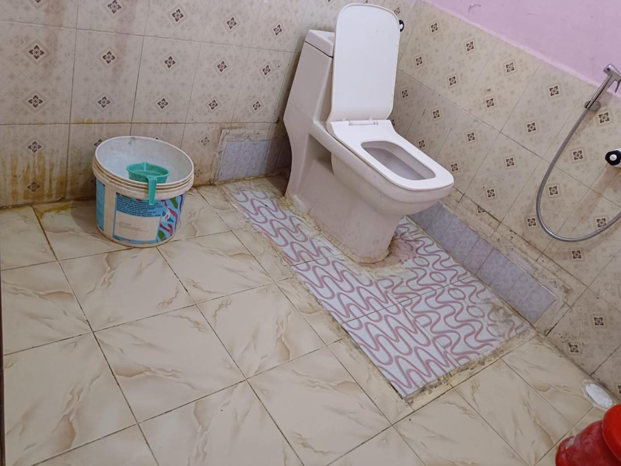 Hotel Ram Priya Bhawan Ram Mandir 200 Meetar Ayodhya