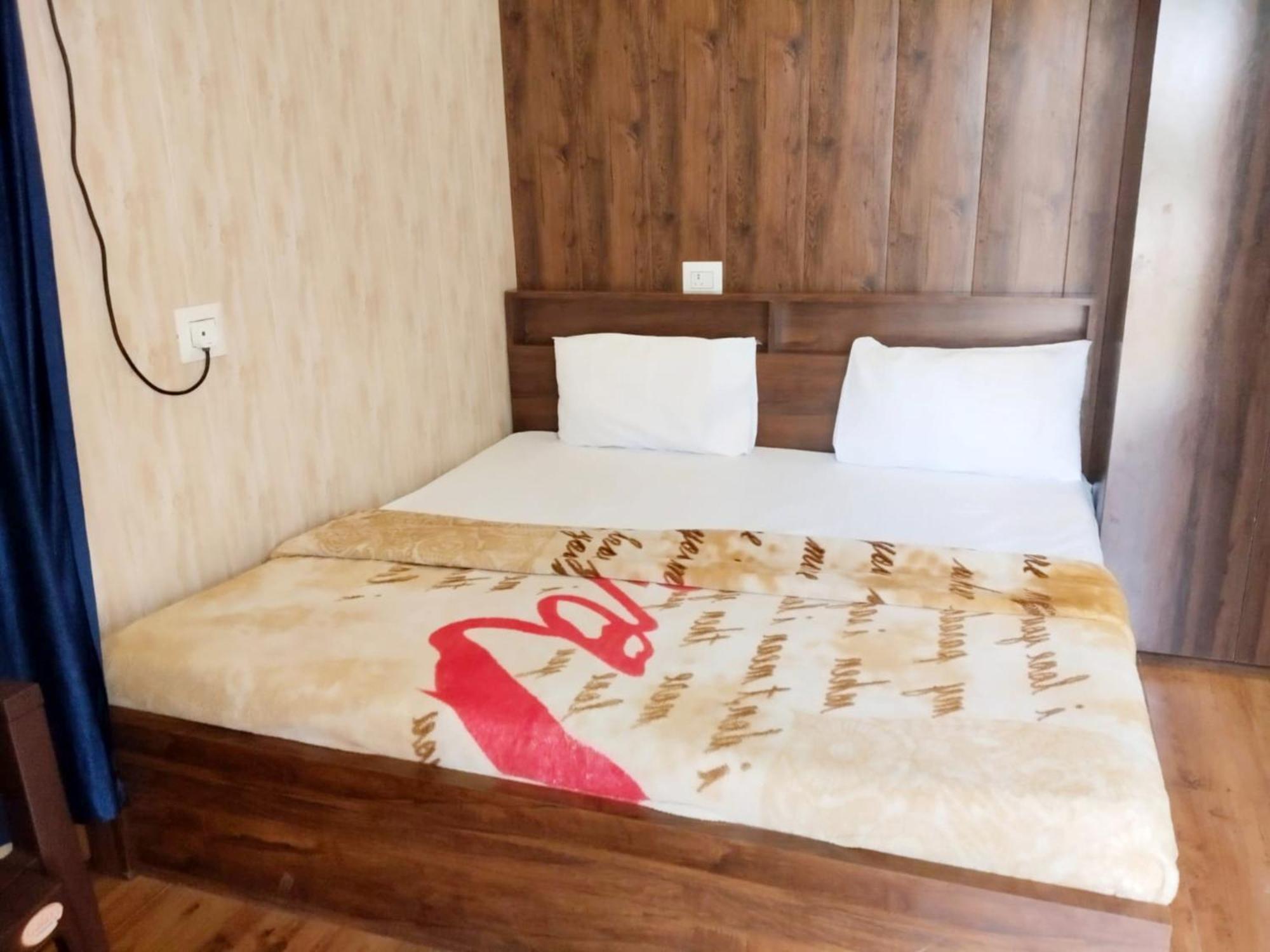 Guest house Vatika - Perfect Location With Comfortable