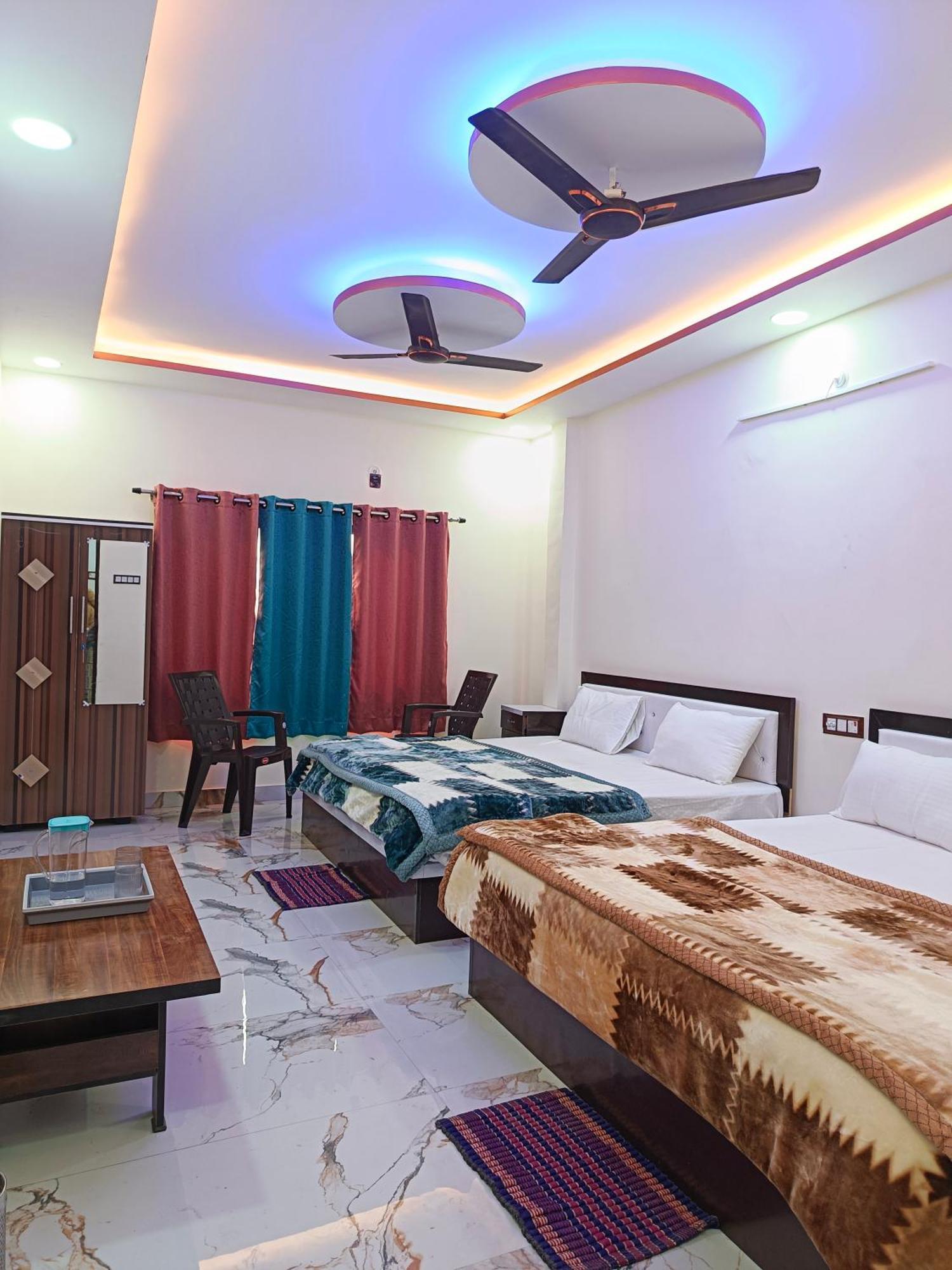 New Residency Palace *