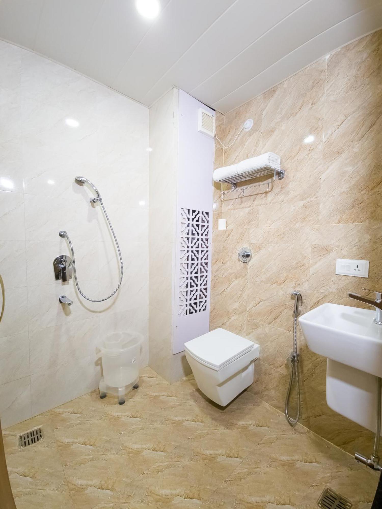 Amritara Ramila Kutir Hotel