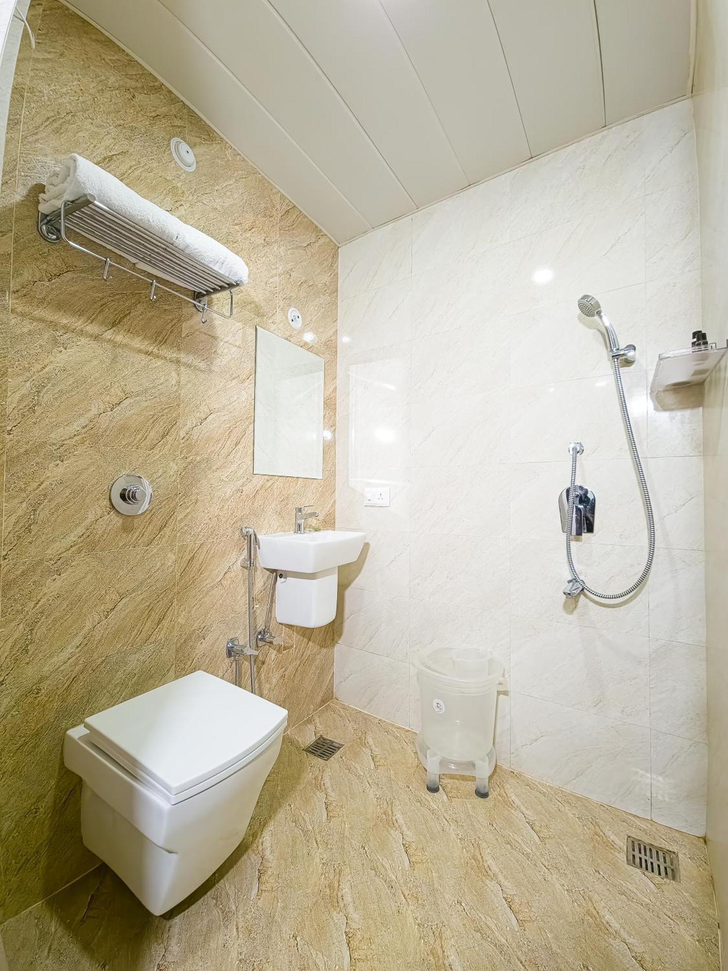 Amritara Ramila Kutir 4*