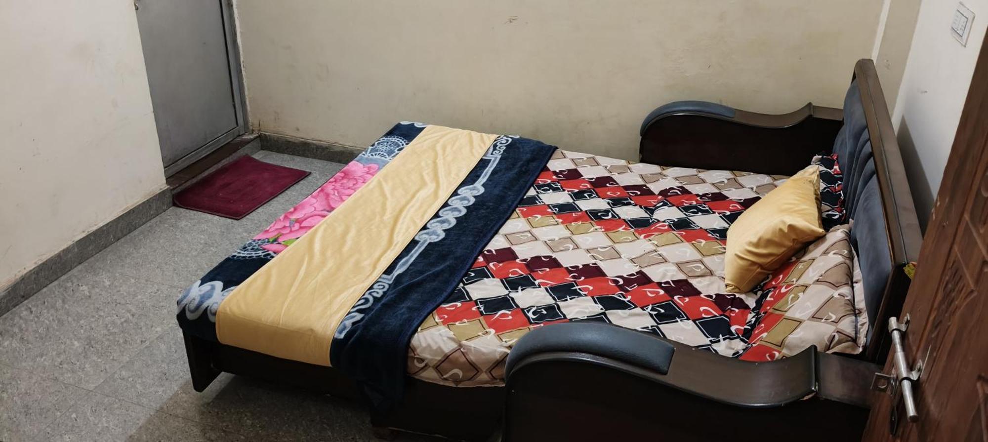 Sanat Kumar Yatri Niwas Guest house Ayodhya