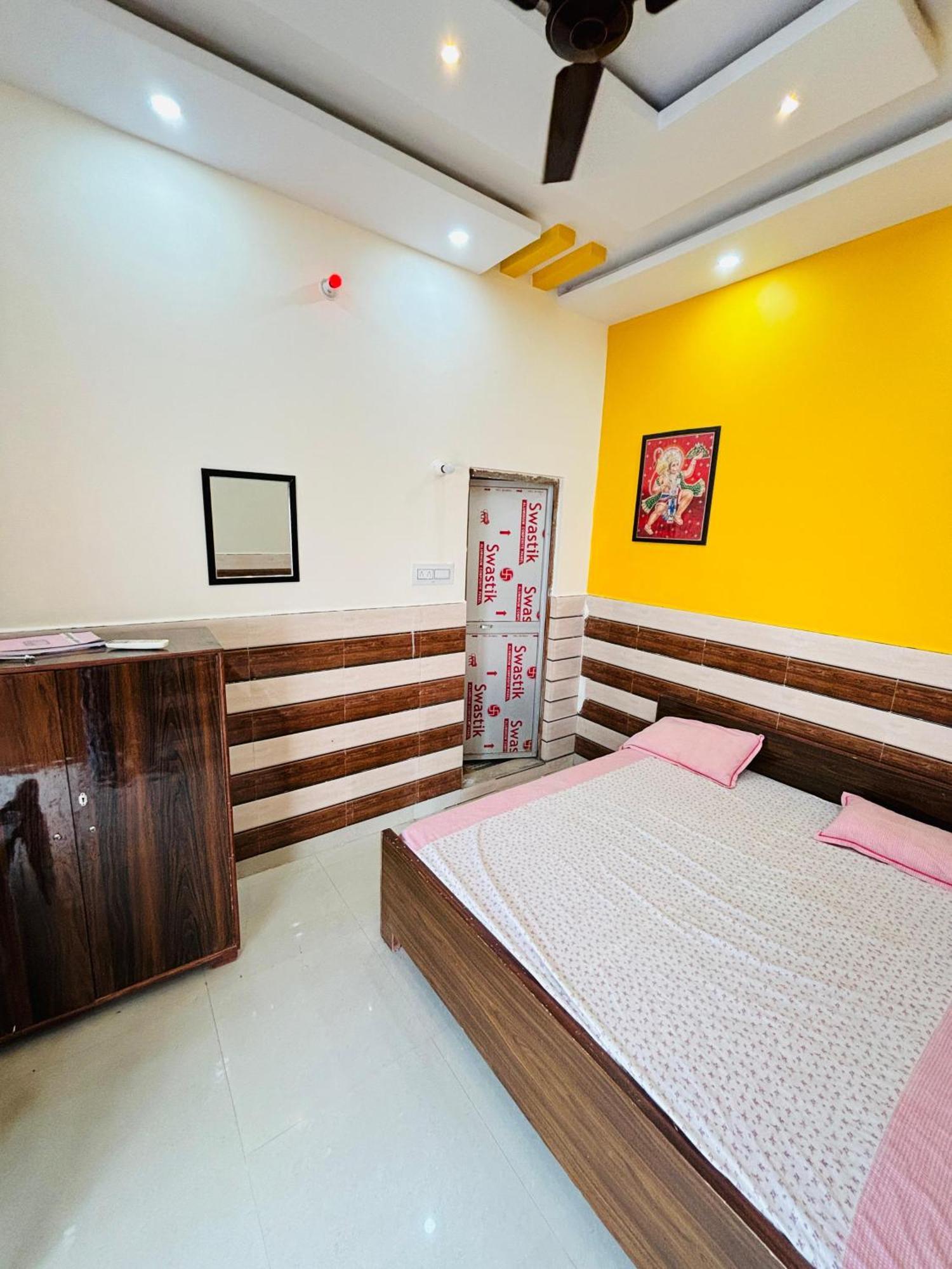 Homestay Vinayak Homestay Ayodhya