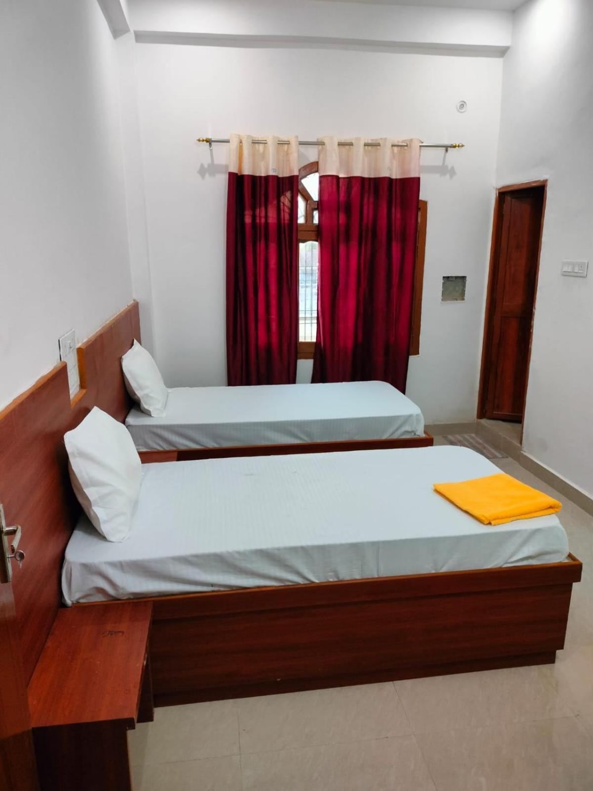 Guest house Shree Ram Near Ram Mandir *