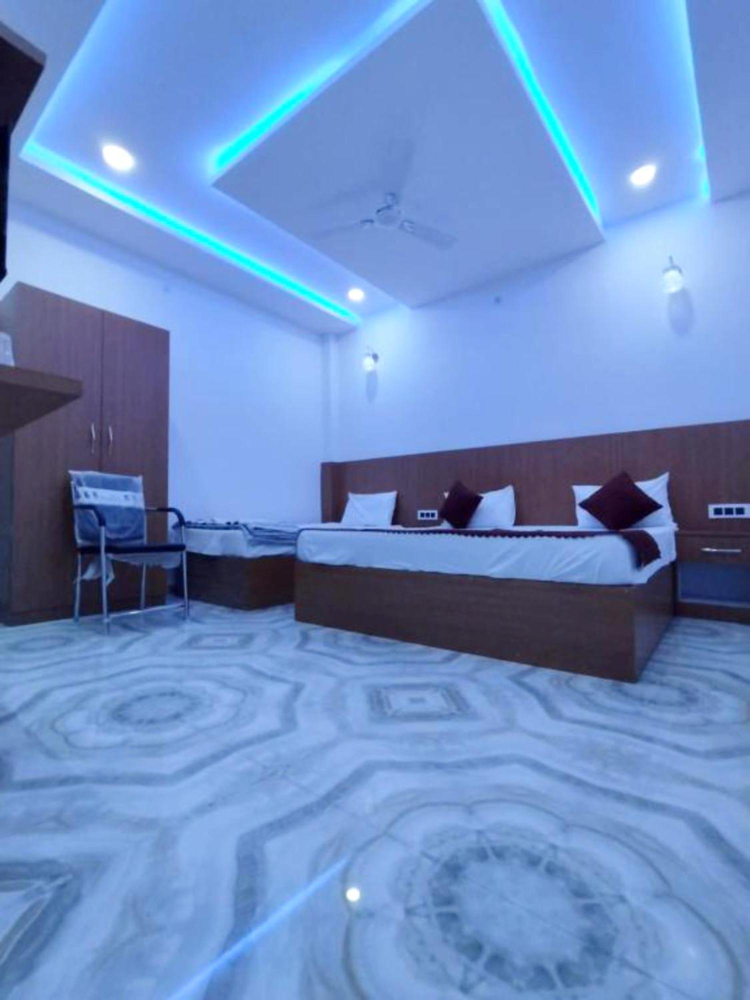 The Nirmala Palace - - Near-ram-janmabhoomi-and-ayodhya-ram-mandir-with-parking-and-restaurant-facilities - Best In Ayodhya