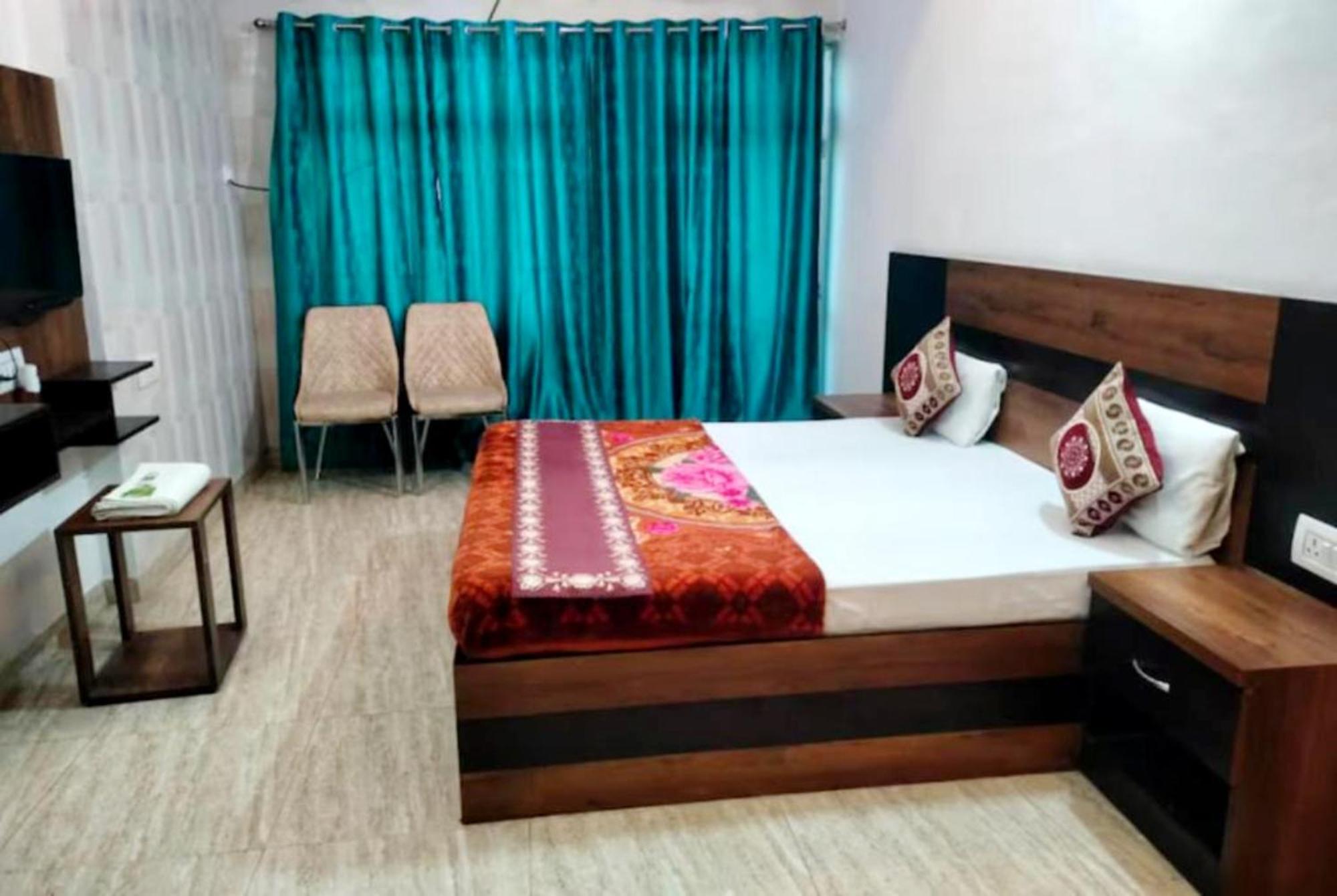 The Nirmala Palace - - Near-ram-janmabhoomi-and-ayodhya-ram-mandir-with-parking-and-restaurant-facilities - Best In Hotel 3*