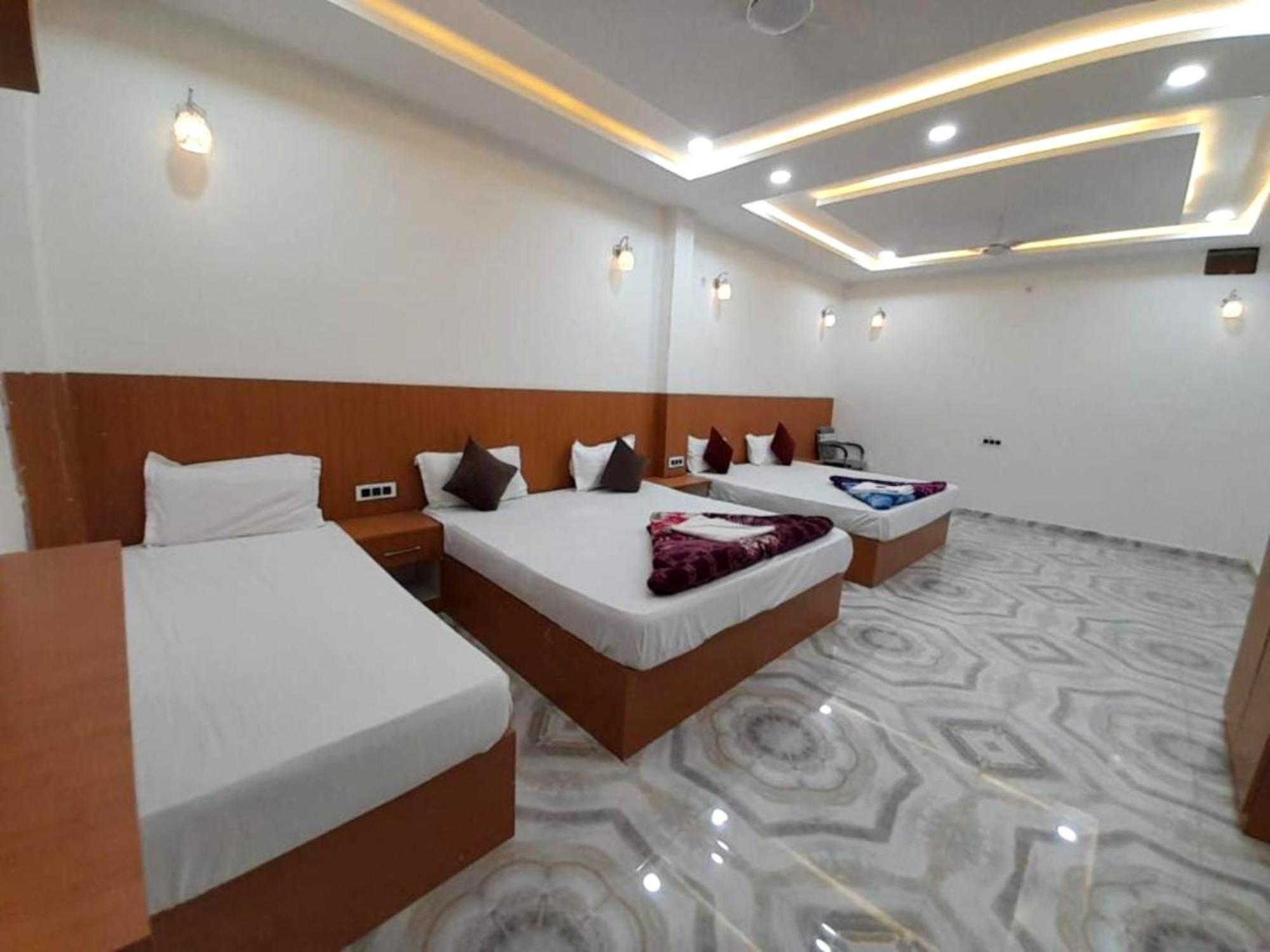 The Nirmala Palace - - Near-ram-janmabhoomi-and-ayodhya-ram-mandir-with-parking-and-restaurant-facilities - Best In