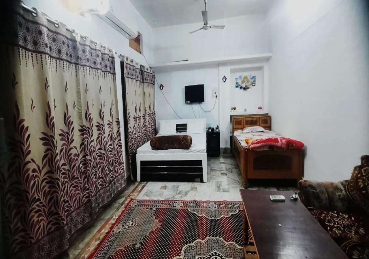 Mahadev Homestay * Ayodhya