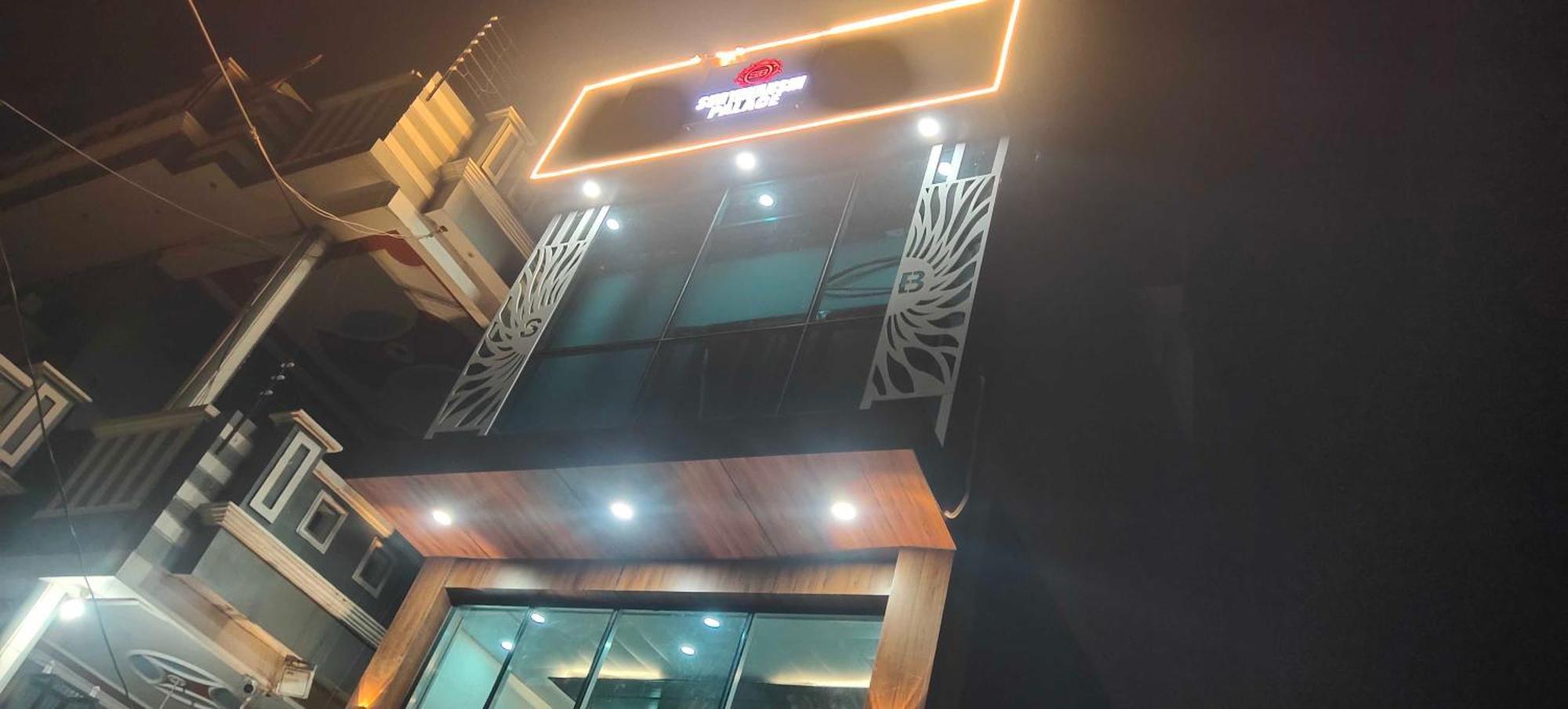 O Suryavanshi Palace Hotel Ayodhya