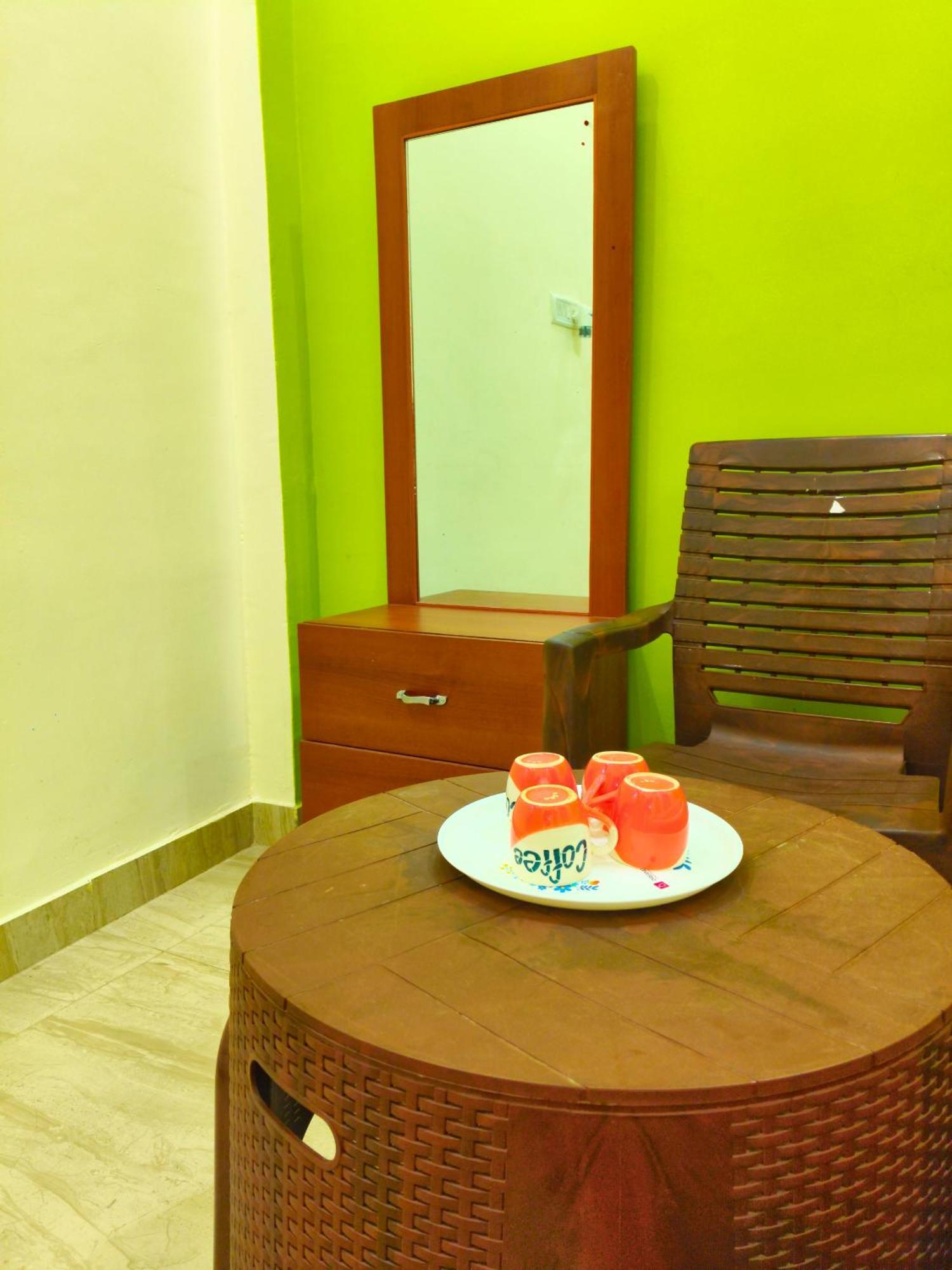 Om Home Stay Ac Rooms Holiday home Ayodhya