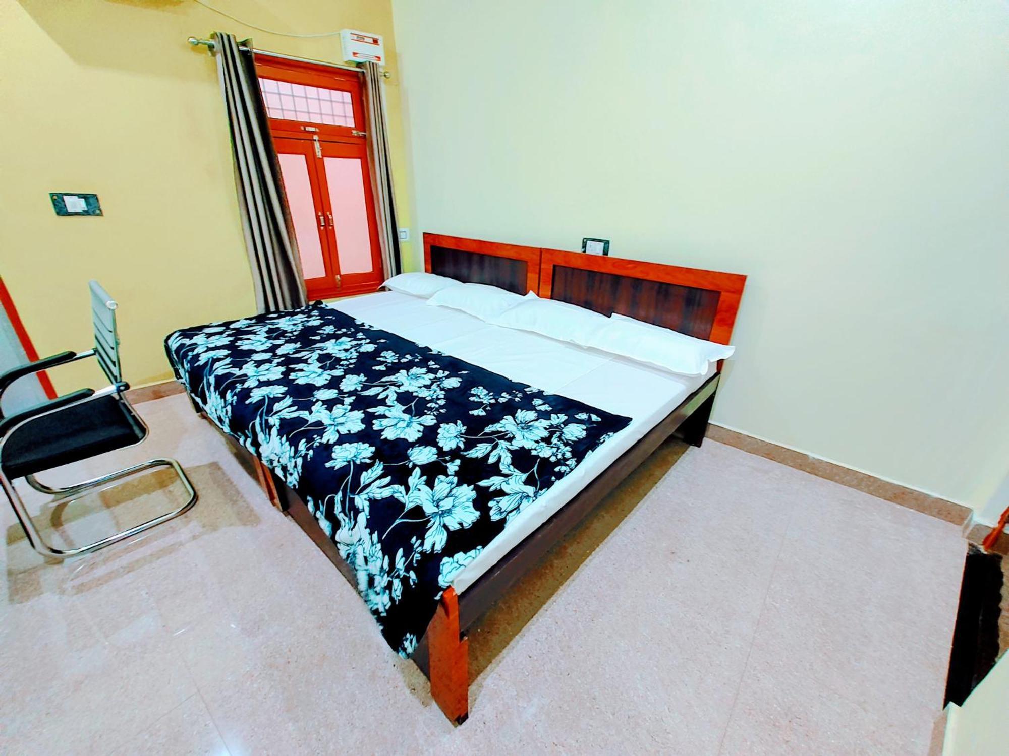 Hotel Raghukul