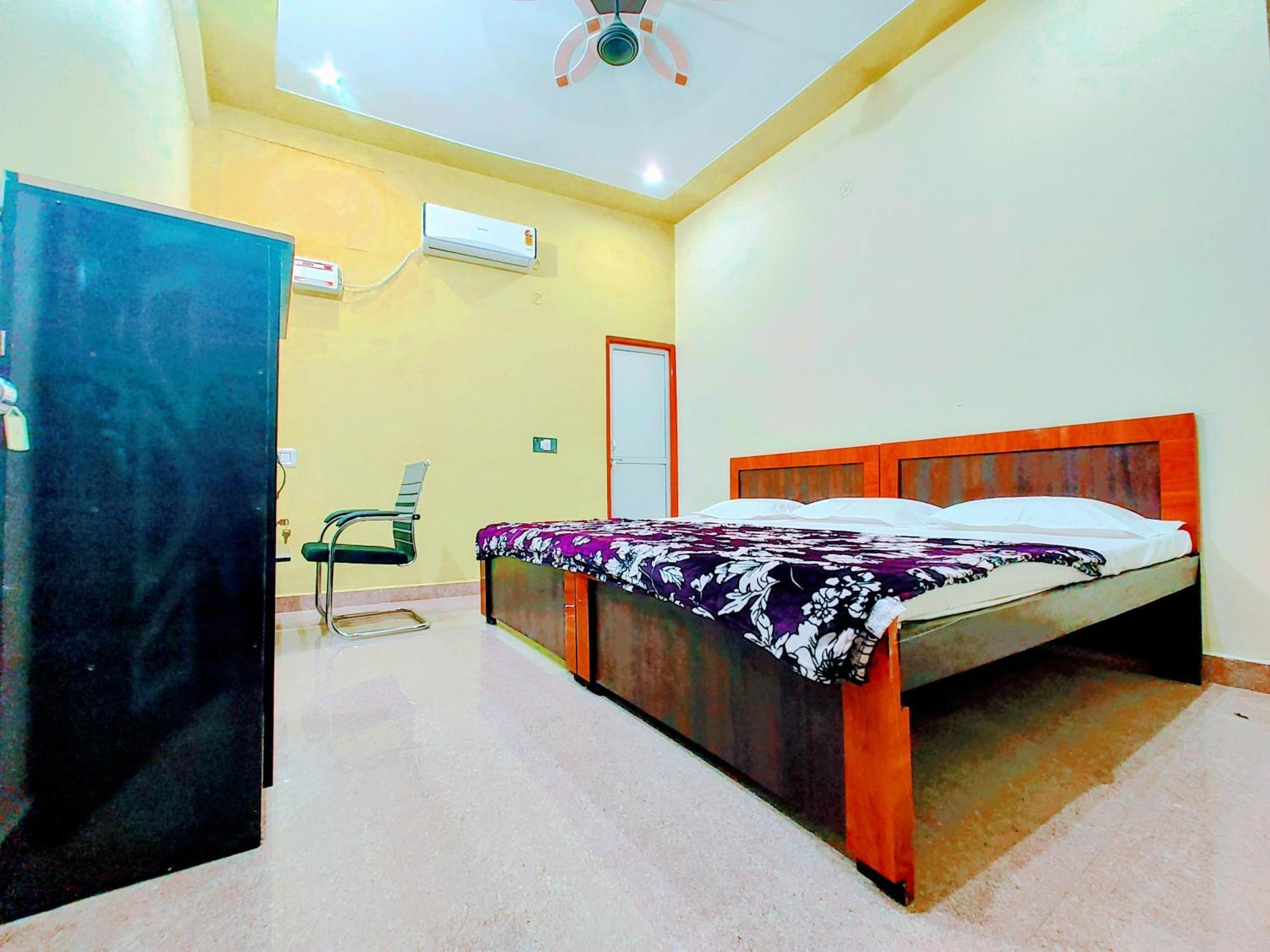 Raghukul Hotel 3*