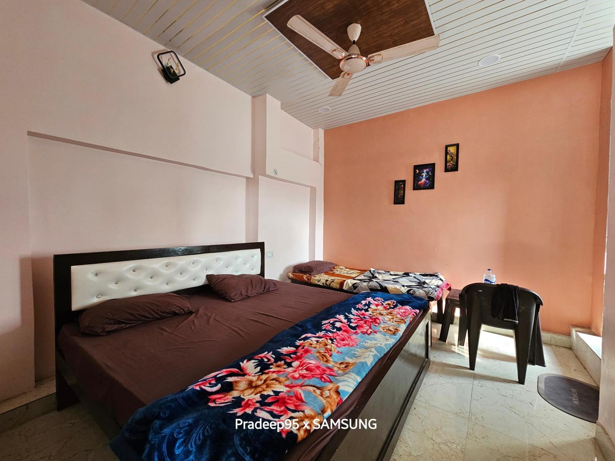 Homestay Shri Mahaveer Residency Ayodhya