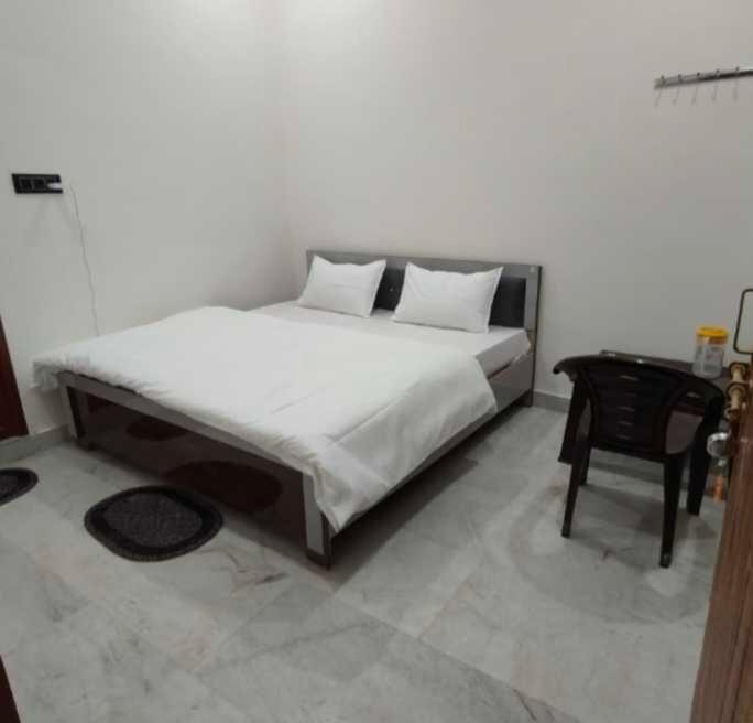 O Avantika Palace * Ayodhya