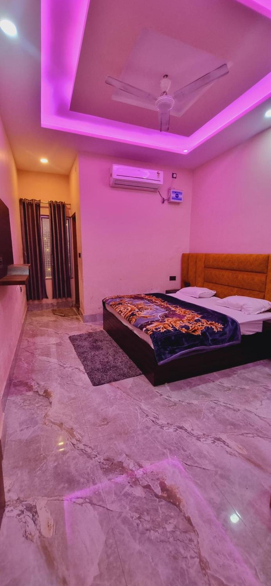Hotel Surya Palace