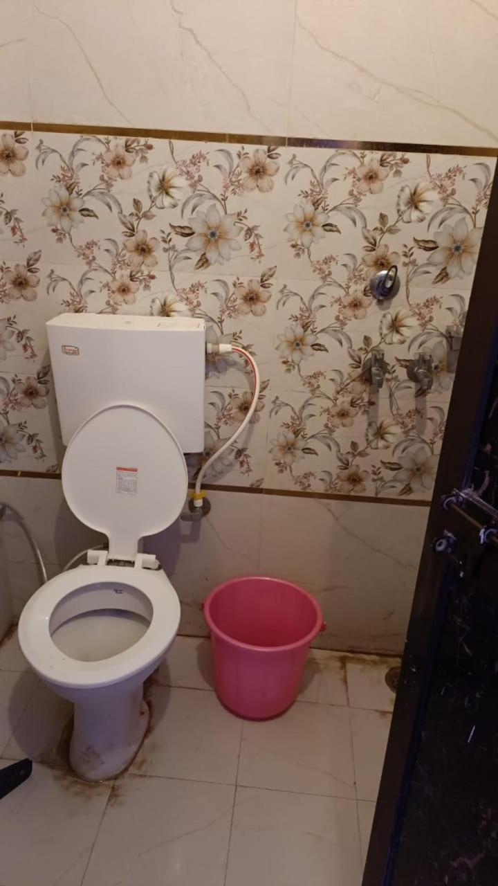 Apartment Dham *