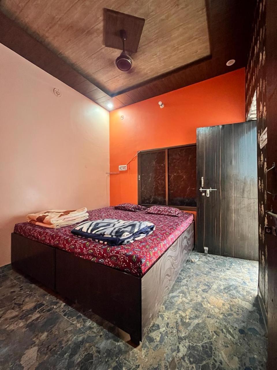 Dham Apartment Ayodhya