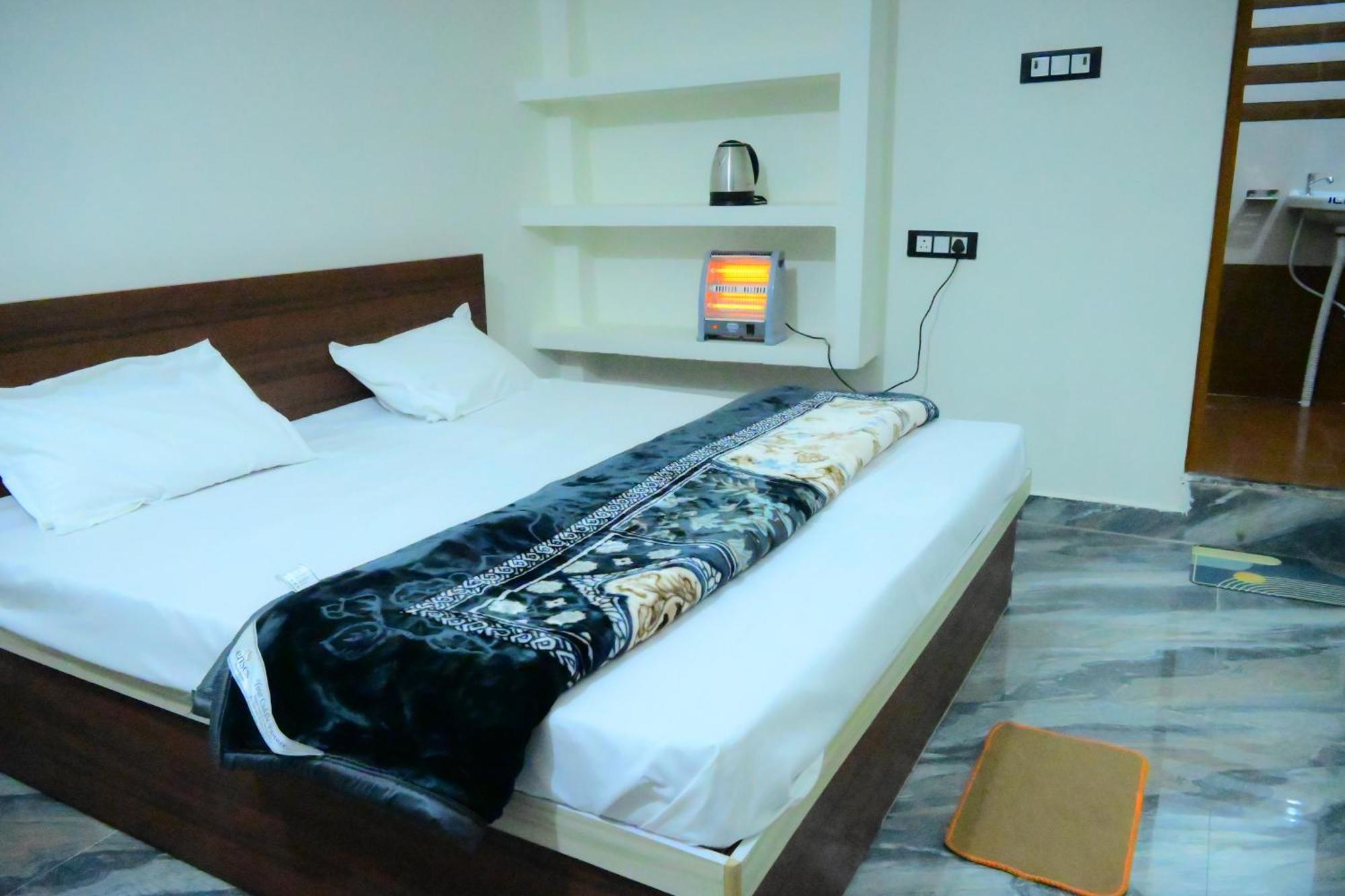 Guest house Shraddha A Luxury In *