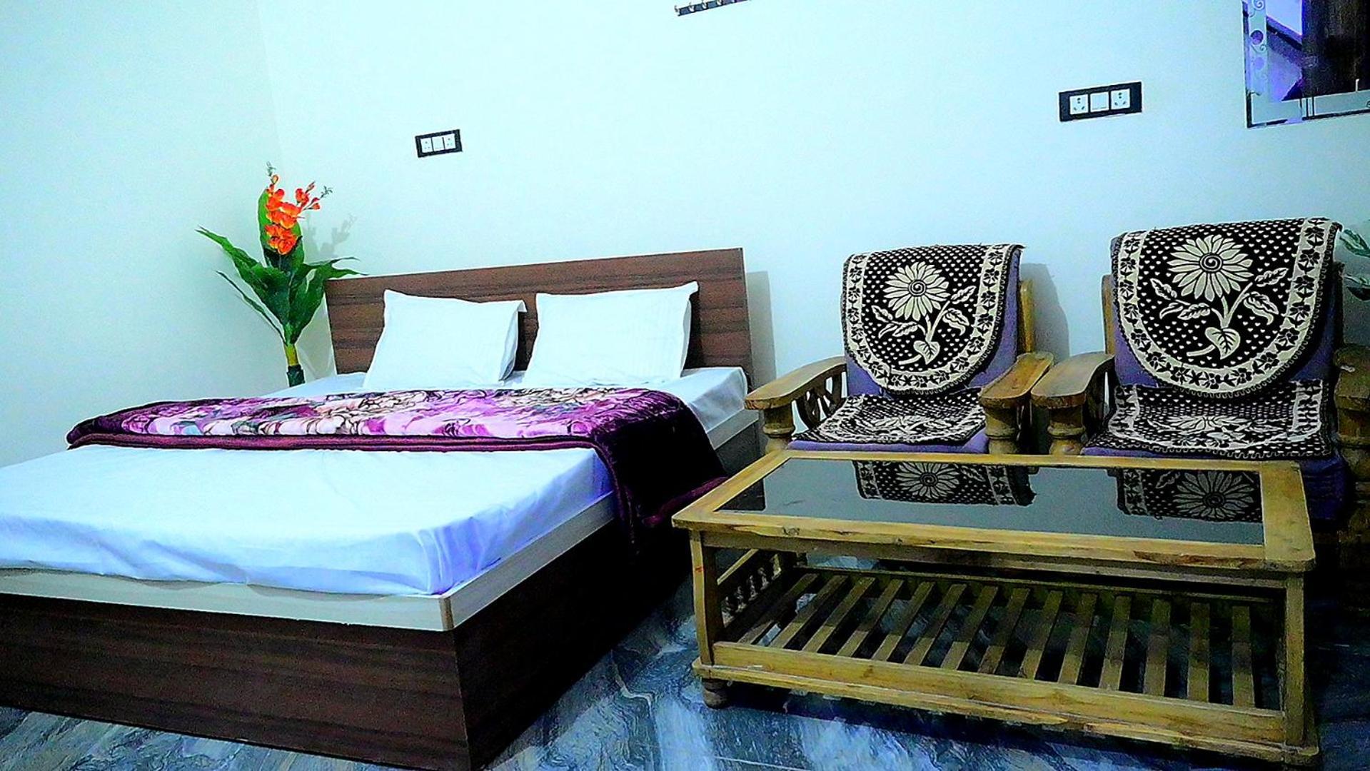 Guest house Shraddha A Luxury In *