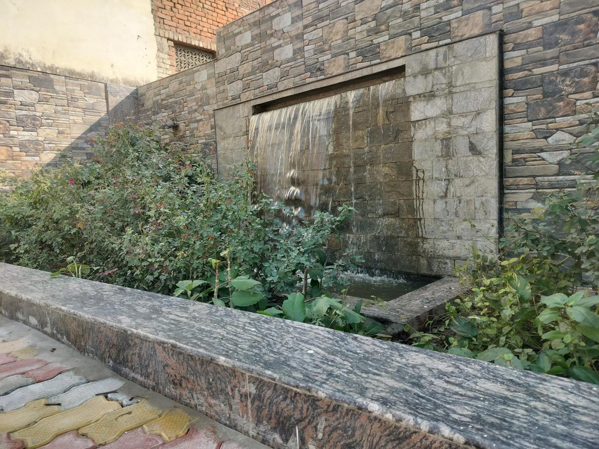 Kesarwani Seva Sadan Guest house *