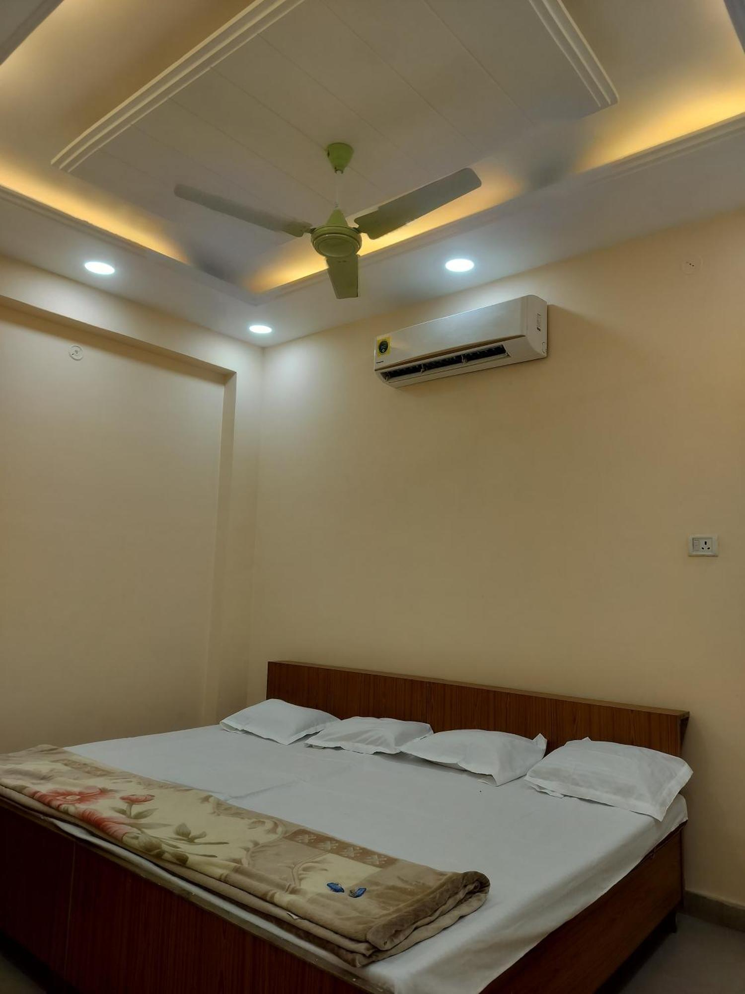 Kesarwani Seva Sadan Guest house Ayodhya