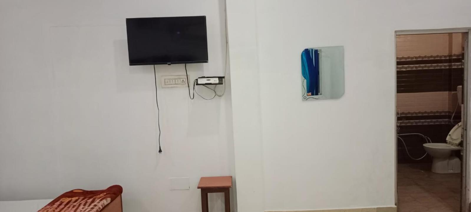 Hotel Hanumant Palace Ayodhya