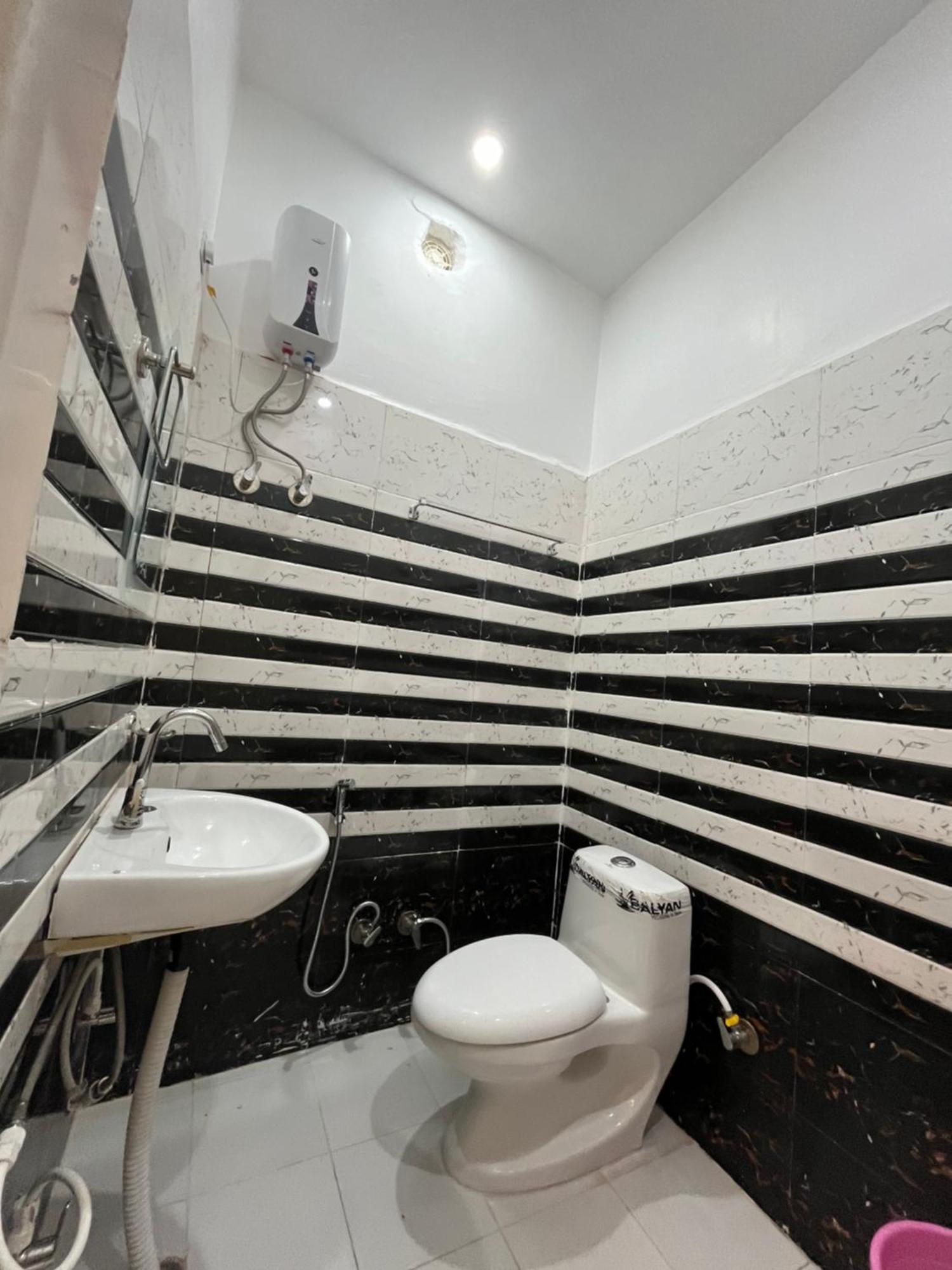 Hotel Arya Kulam Palace 3*