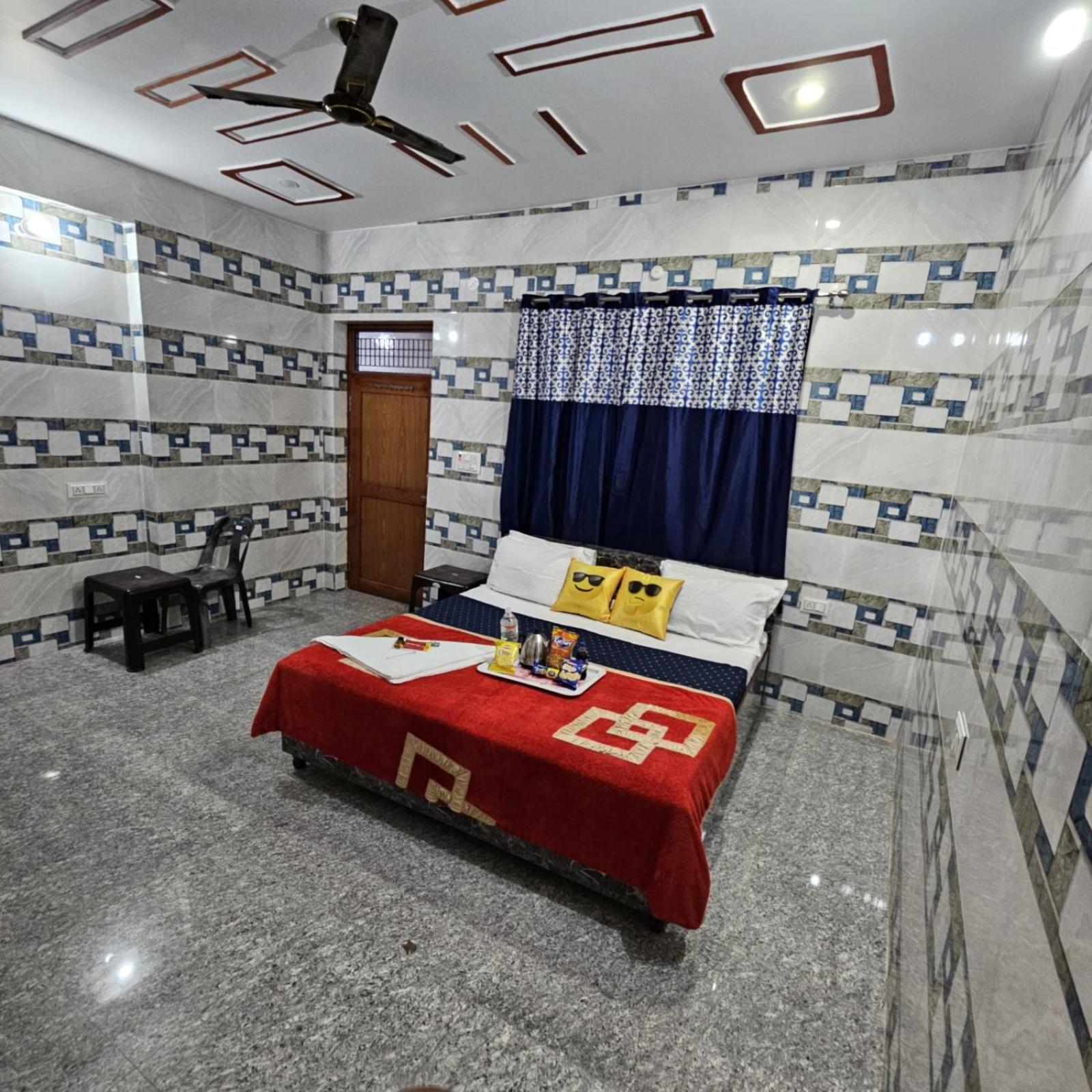 Sri Lal Punjabi Palace Homestay *