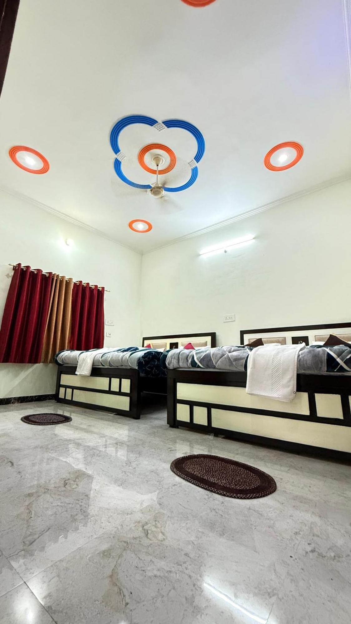 Shivay By Arya Travel Homestay Ayodhya