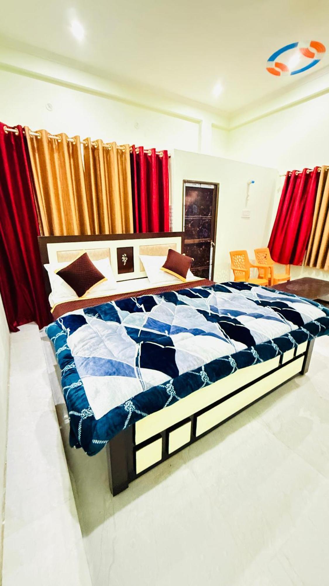 Homestay Shivay By Arya Travel *