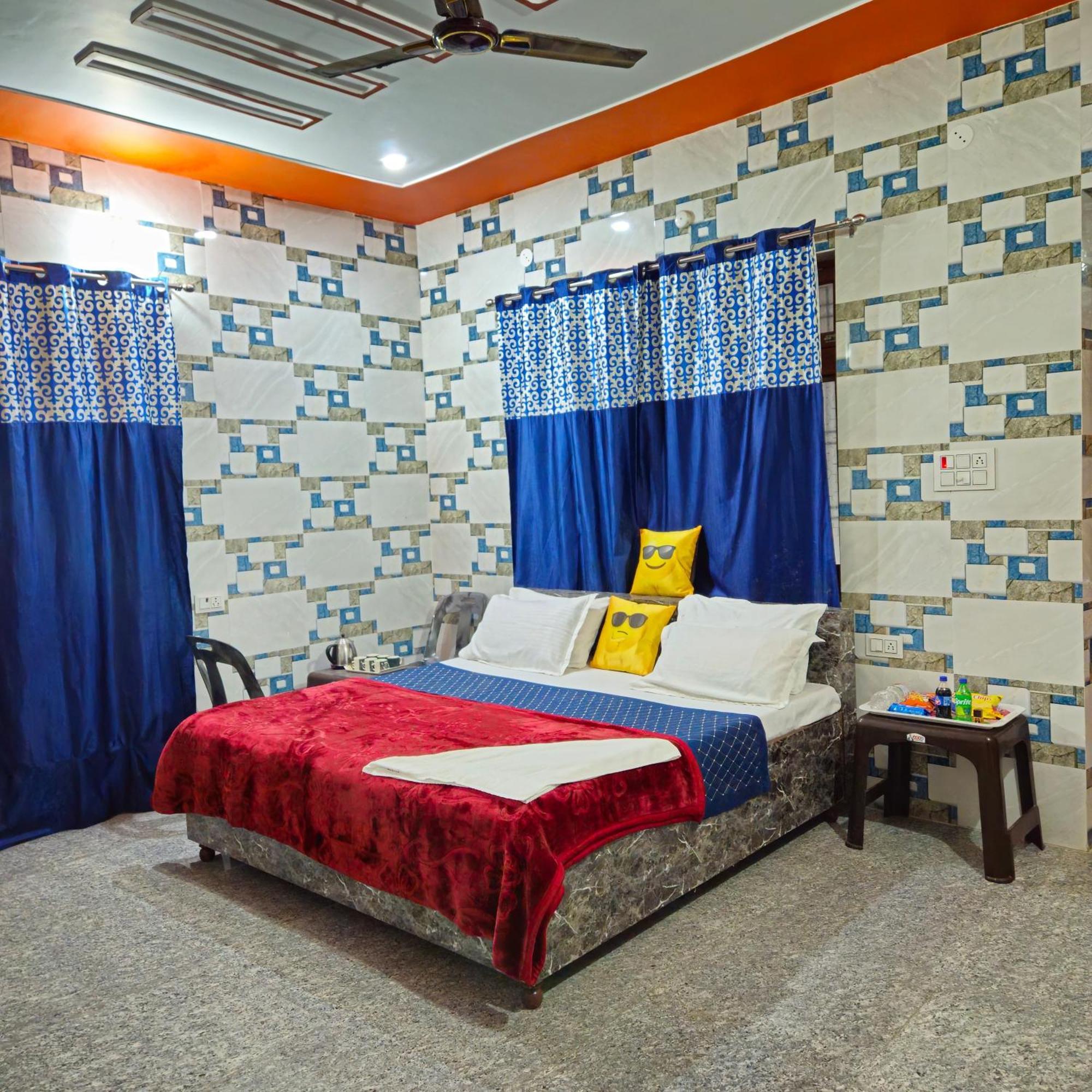 Homestay Sri Lal Punjabi Palace Ayodhya