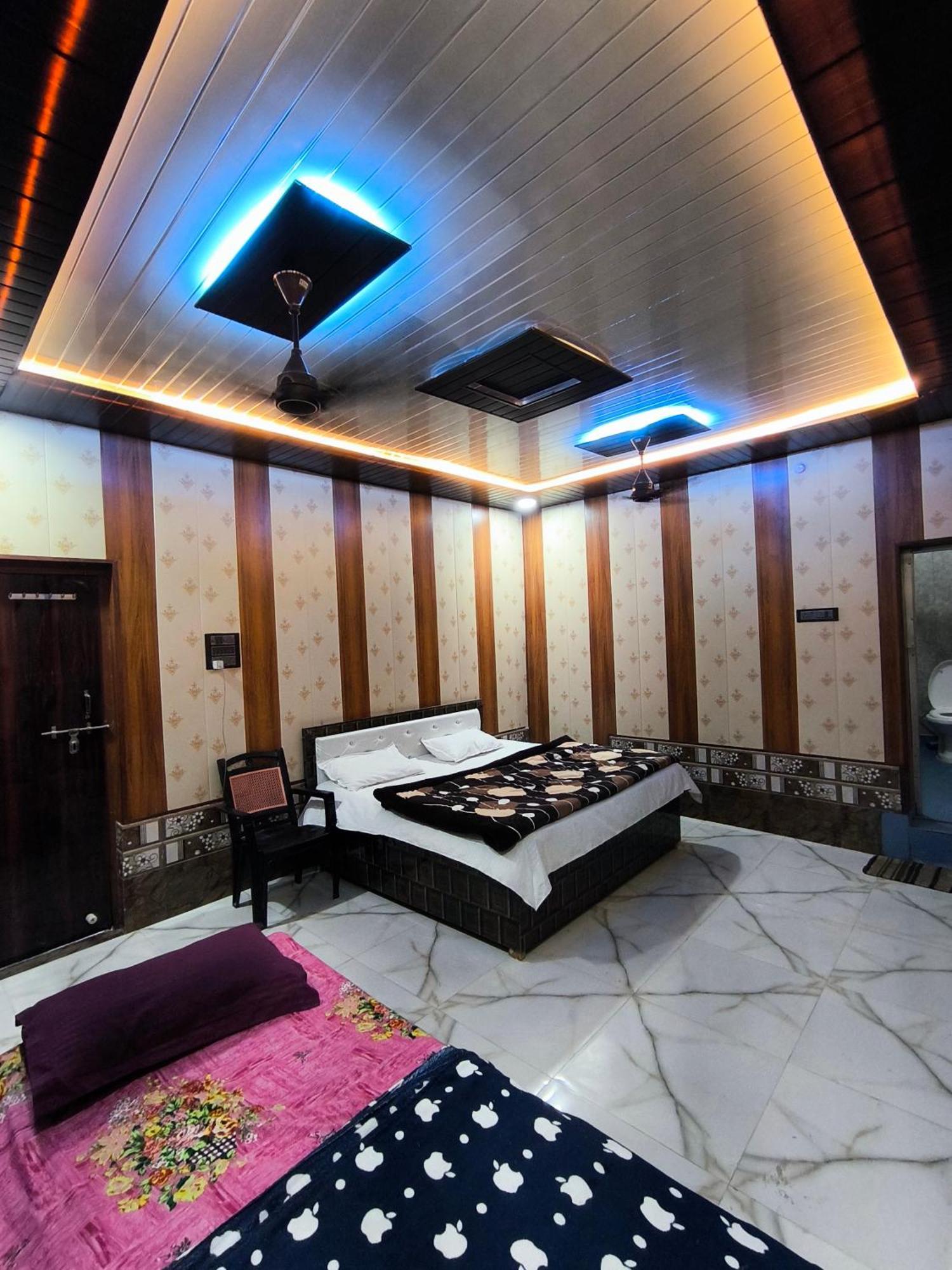 Homestay Shree Rameshwaram Palace &