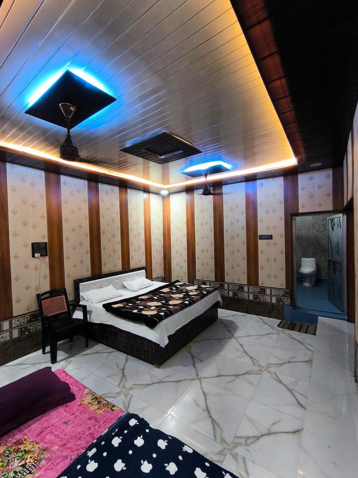 Homestay Shree Rameshwaram Palace &