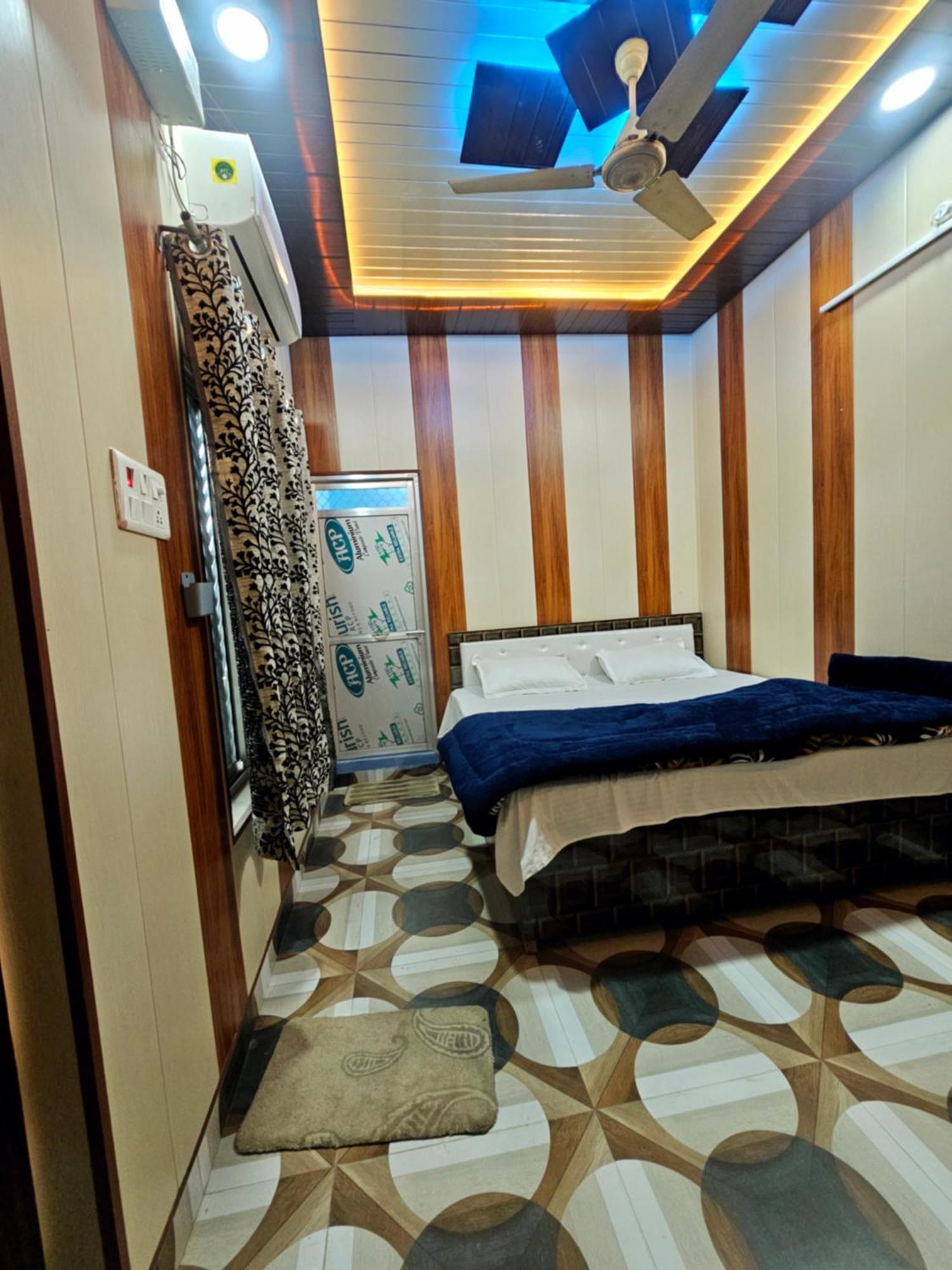 Shree Rameshwaram Palace & Homestay Ayodhya