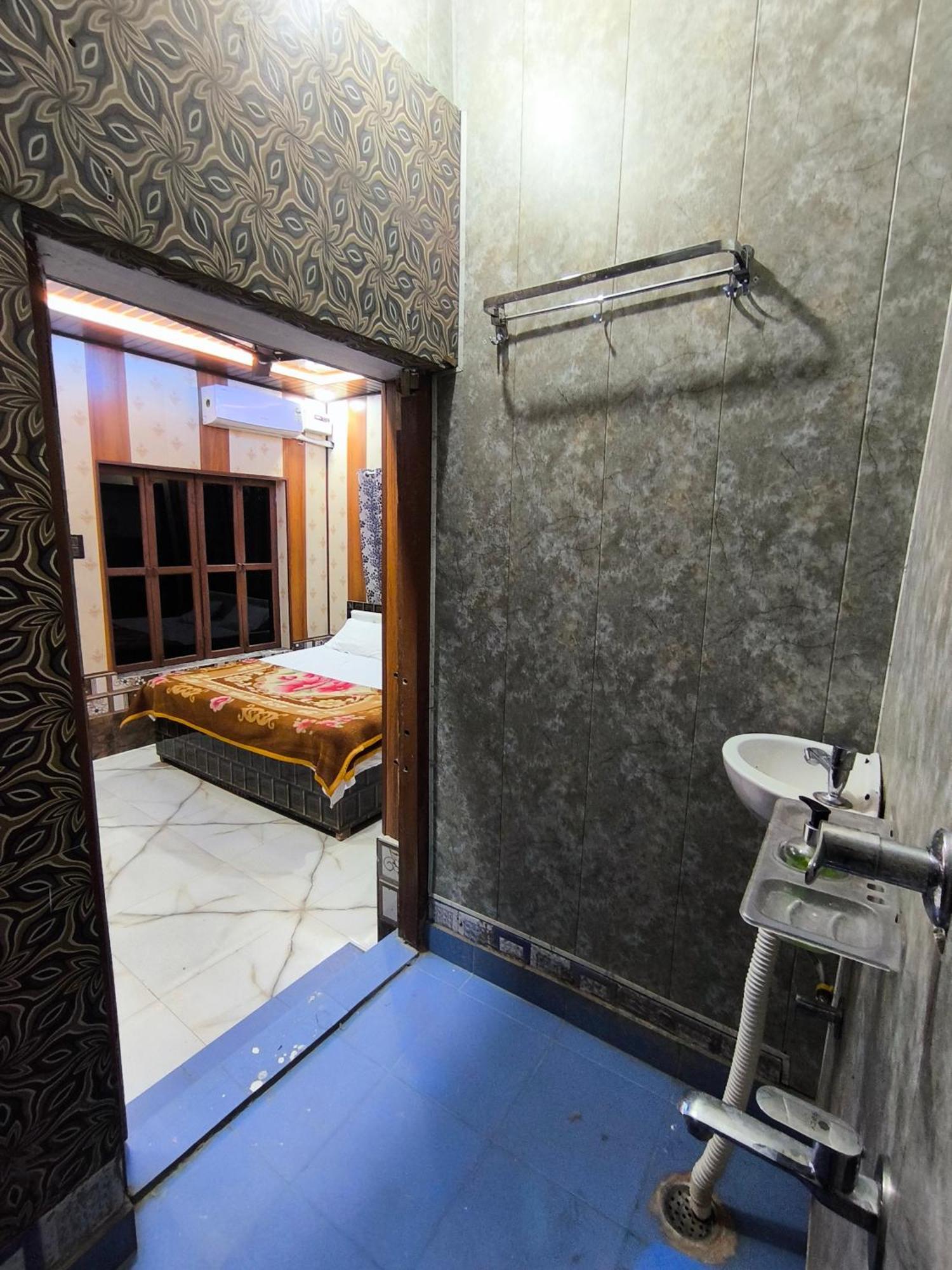 Shree Rameshwaram Palace & Ayodhya