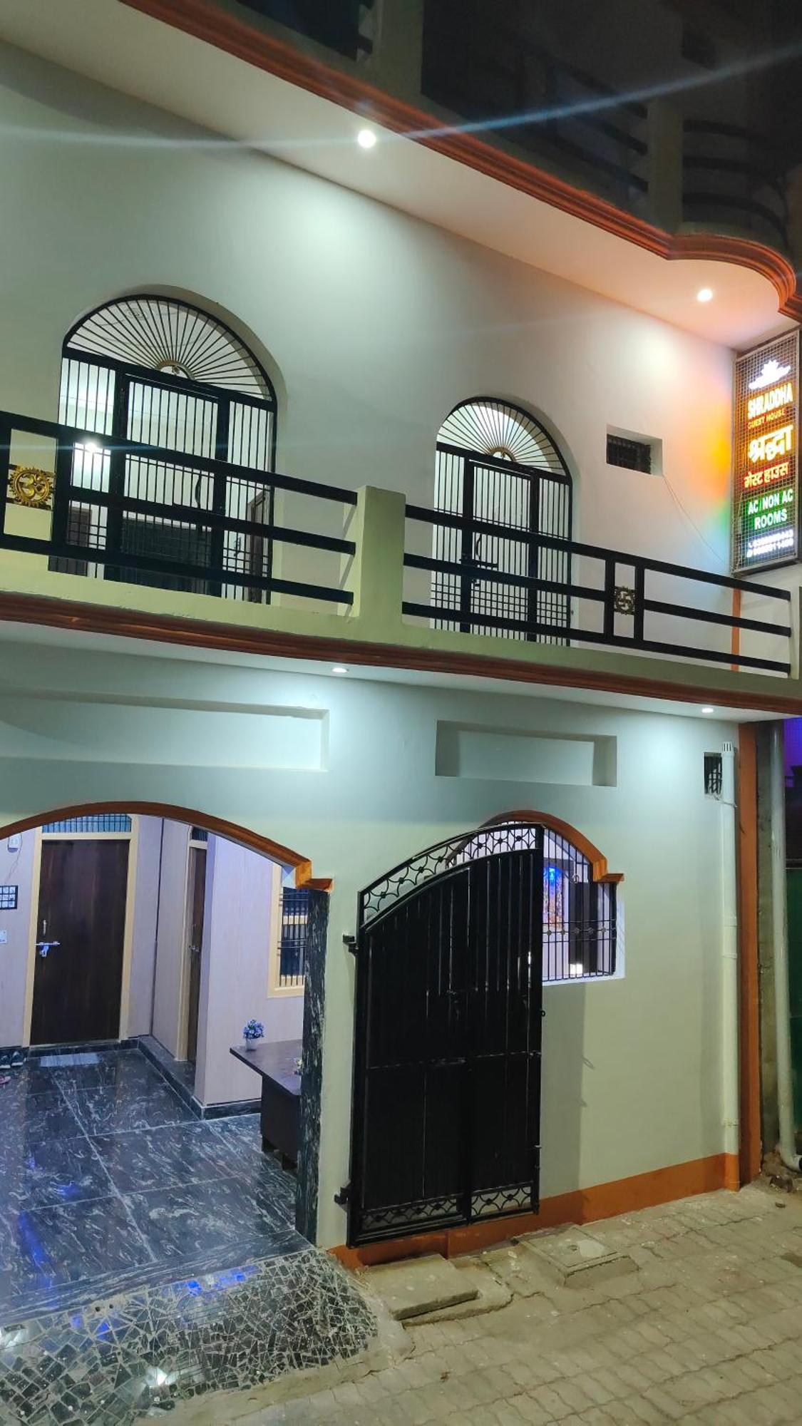 Shraddha A Luxury In Ayodhya