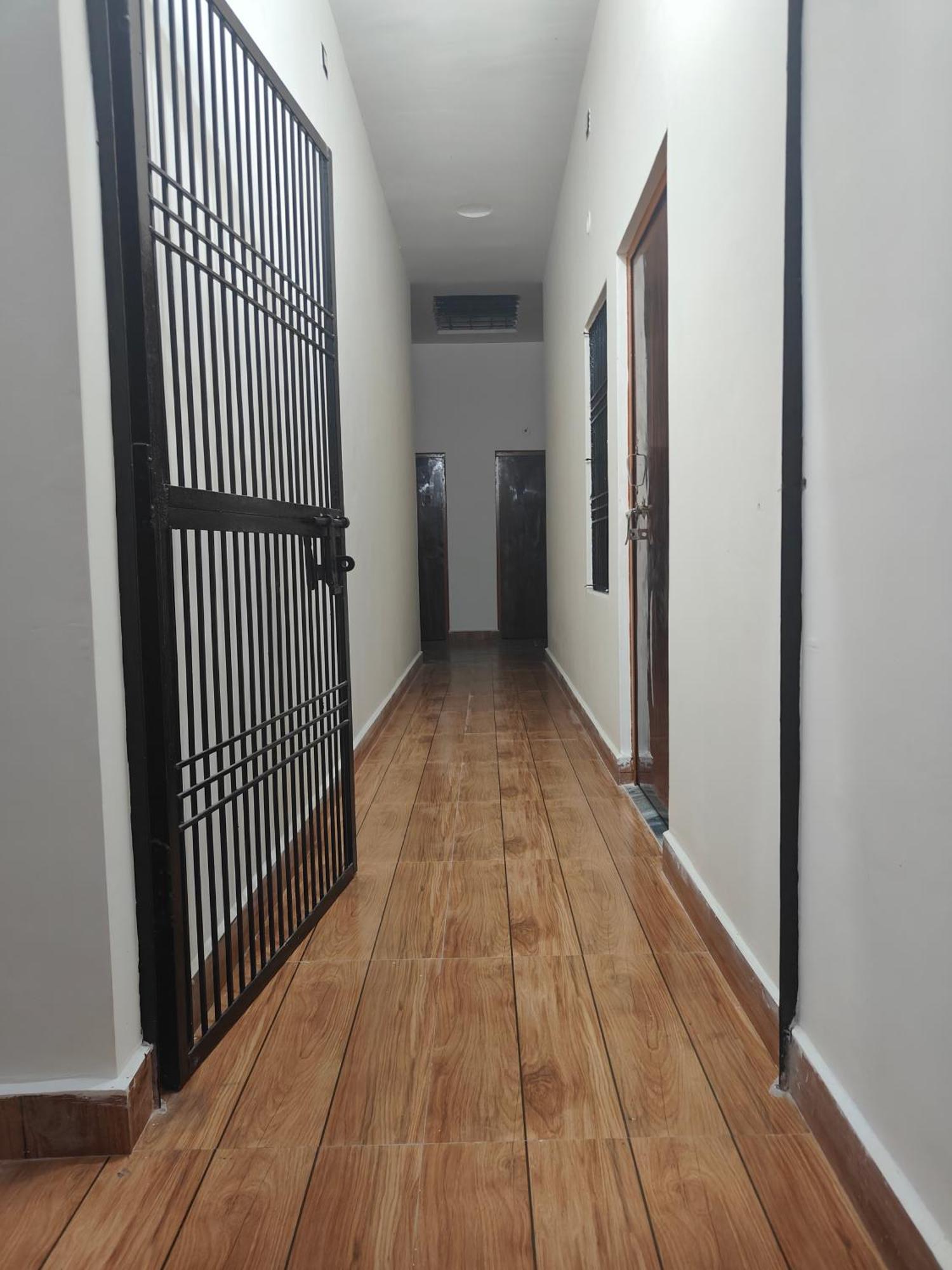 Shraddha A Luxury In Guest house *
